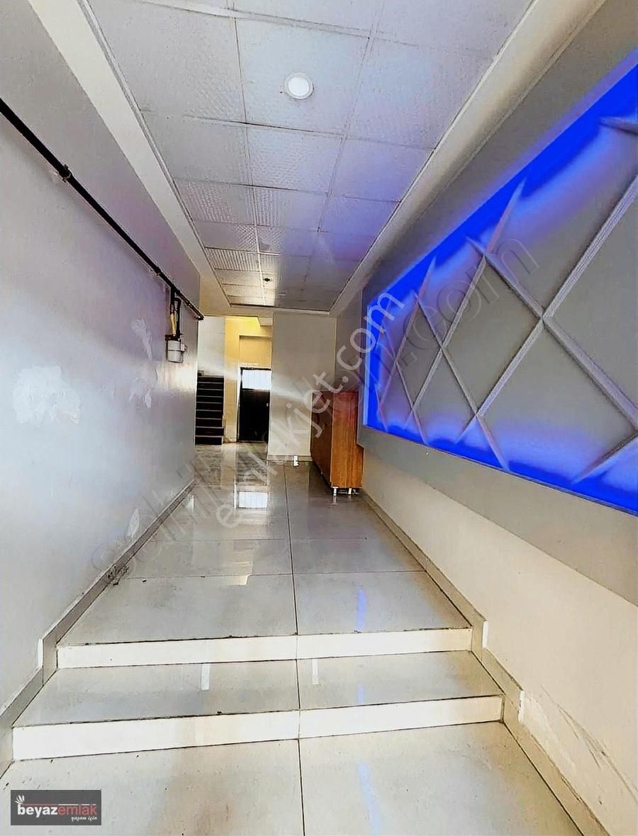 Kulaksız Cami Civarında Kiralık 1+1 Daire Ya Da Ofis