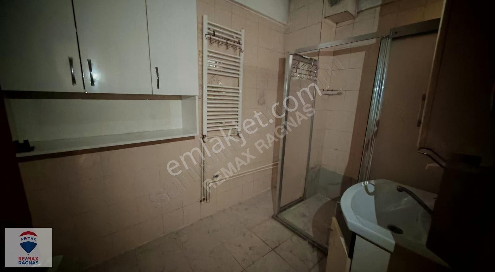 Cemil Meriç Mahalesinde Kiralık 2+1 Daire