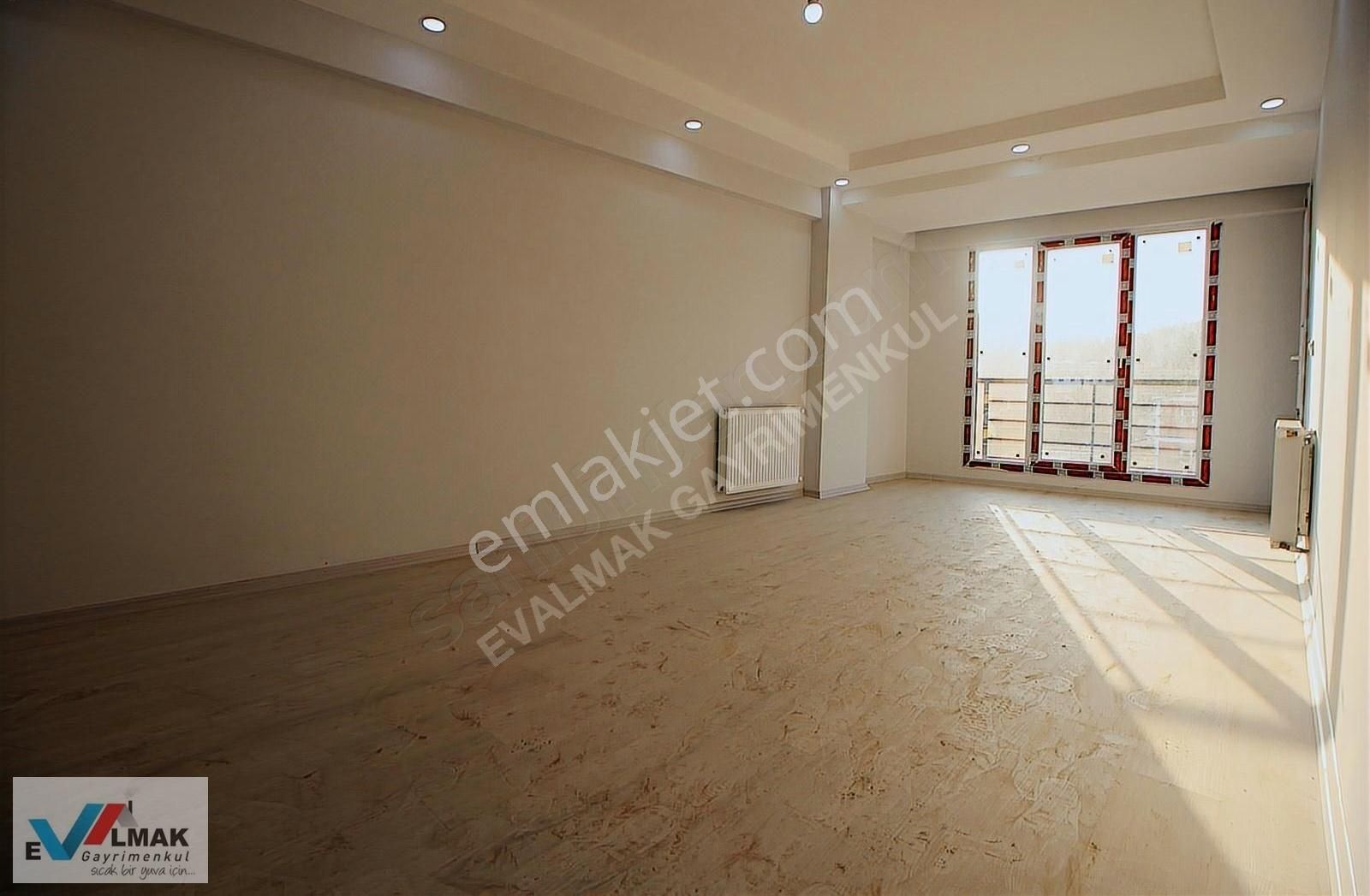 Evalmak'tan Söğütlüçeşme Mah.de Süper Konum'da Kiralık Dubleks