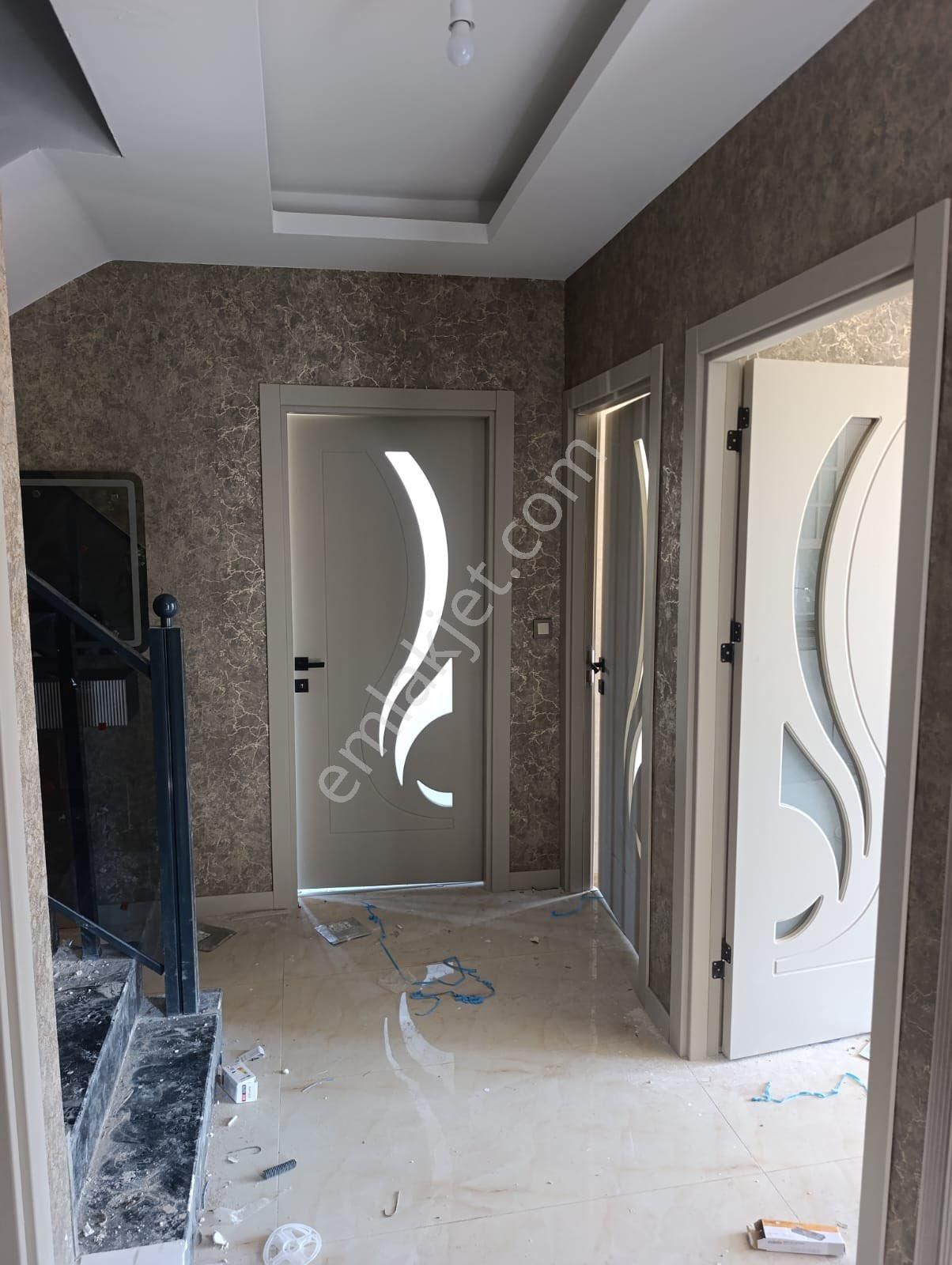 İstiklal De Şehir Has Yakını 3+1 Satılık Villa