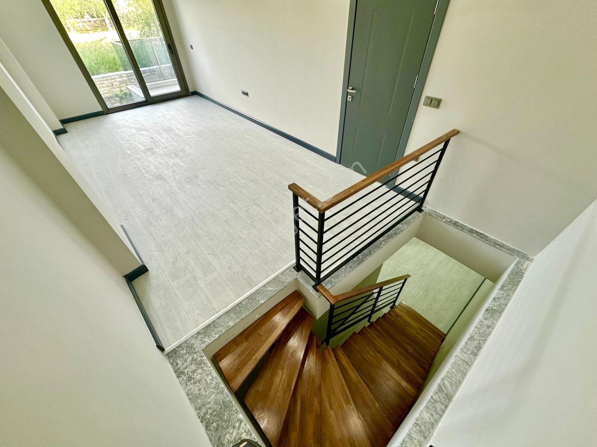 ▓tunaboylu'dan Burhaniye İskele'de 3+1 Bahçeli Dubleks Daire▓ - Görsel 24