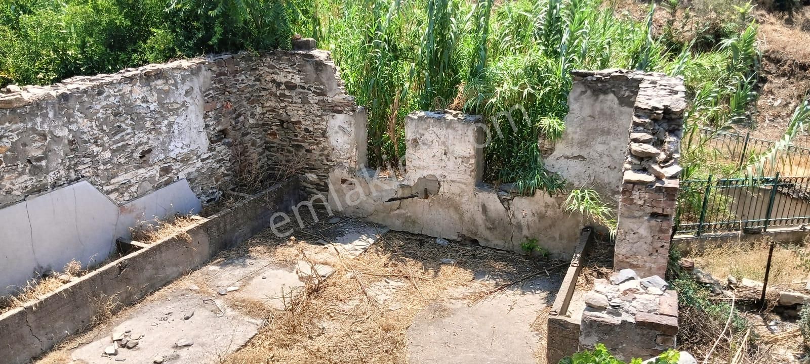 İzmir Bayındır Yusuflu Köyü 260m2 Geniş Arsa - Görsel 8