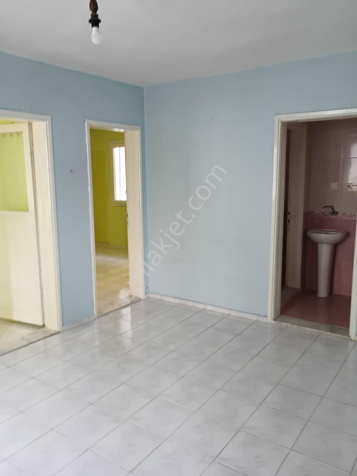 Bayraklı Da 2+1 Doğalgazlı Kiralık Daire