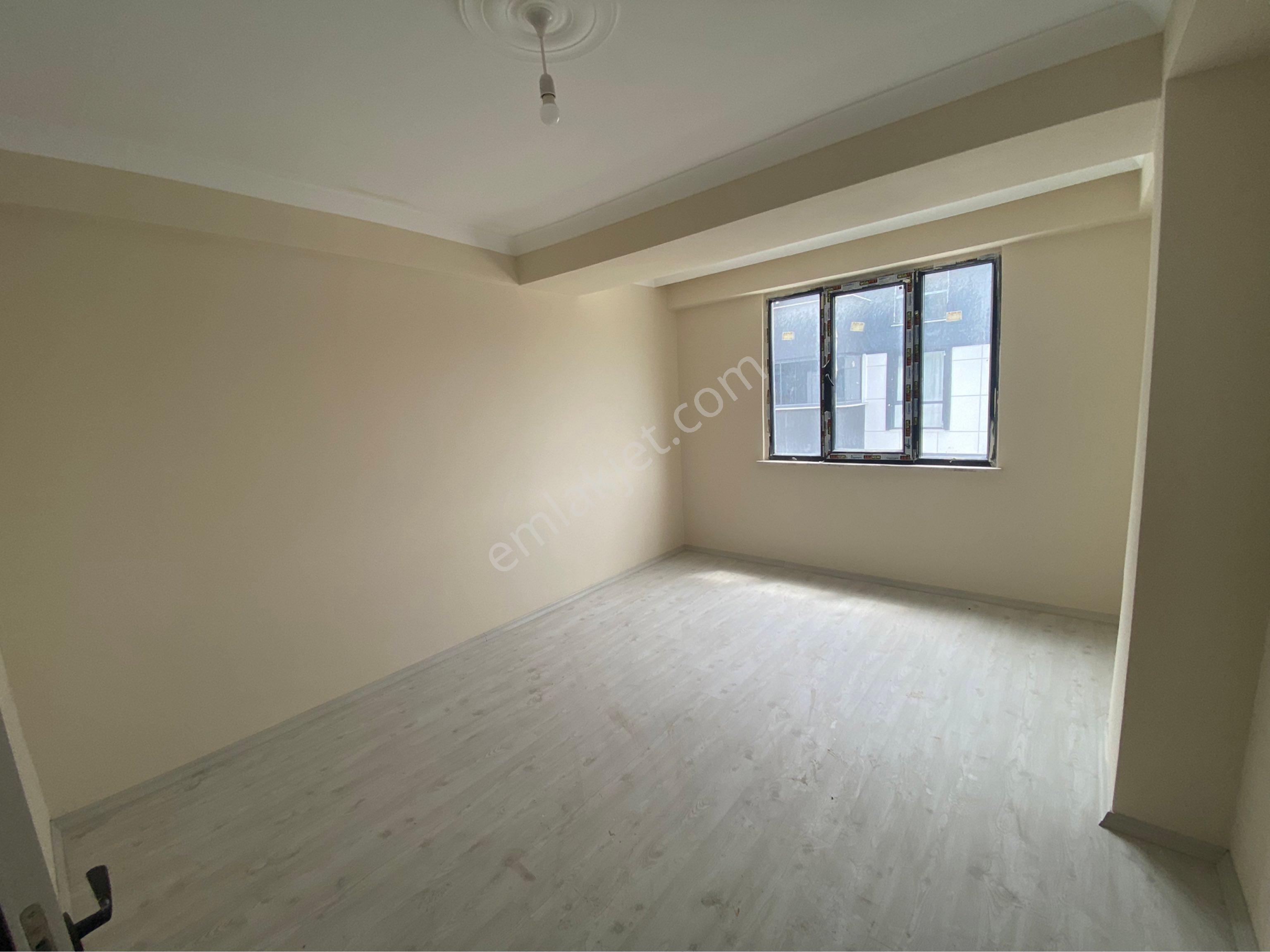 Merkezi Konumda 3+1 – Yerden Isıtmalı, Otoparklı, Ebeveyn Banyolu, Site İçinde - Görsel 16