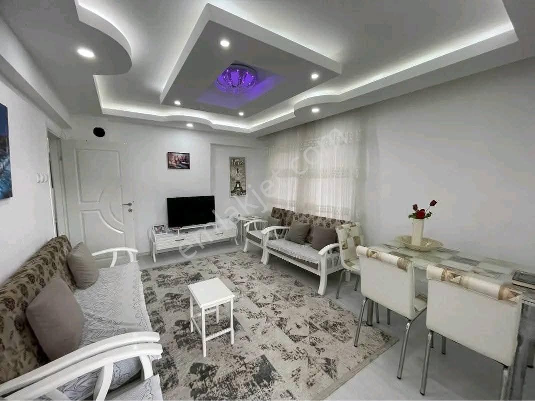 Samsun Atakum Mimarsinan Mahallesinde 3+1 , 130m² Temiz Satılık Daire. 2.kat Asansörlü