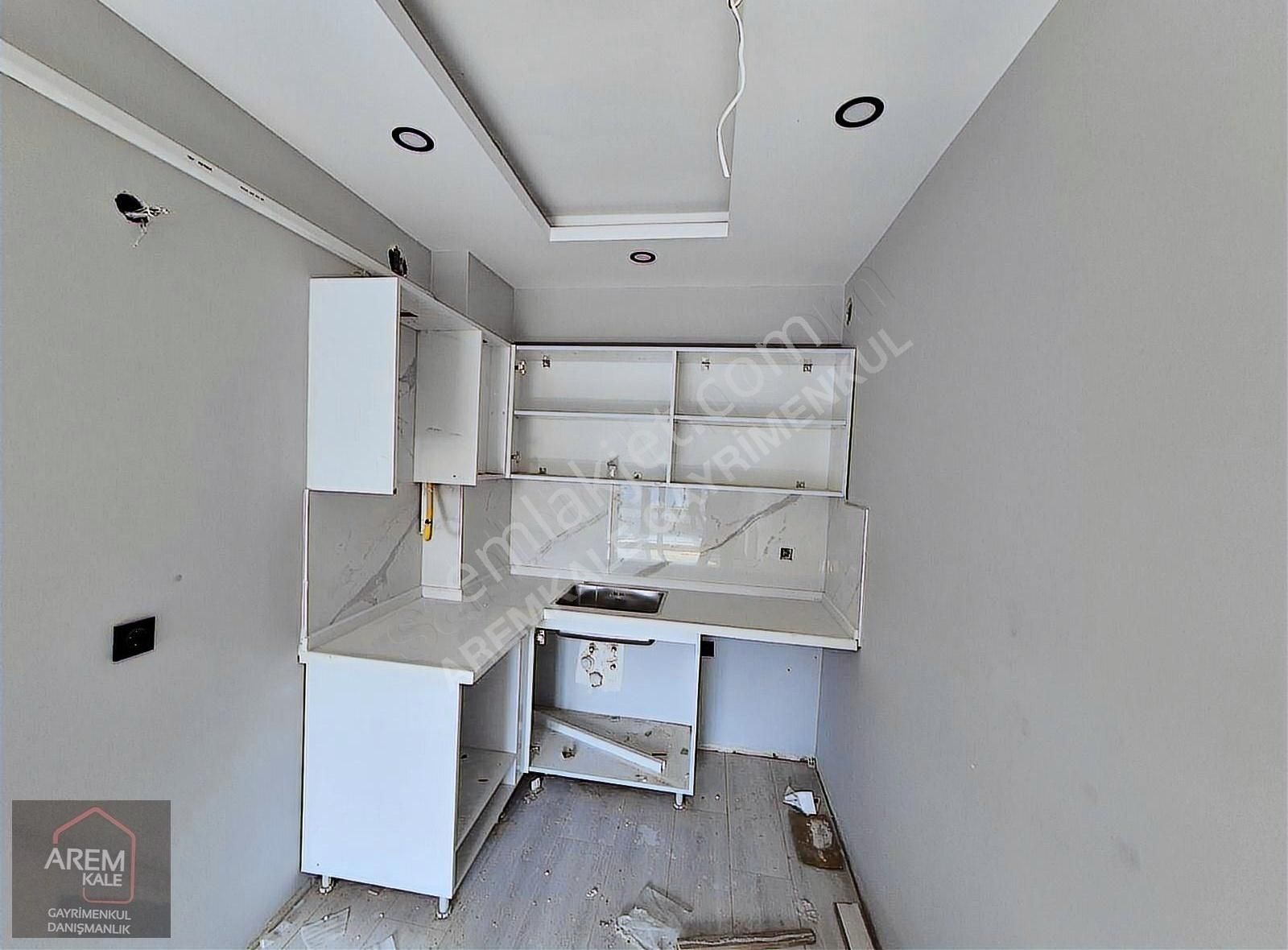 Çanakkale Karacaörende Havuzlu Site İçinde Satılık 2+1 - Görsel 6