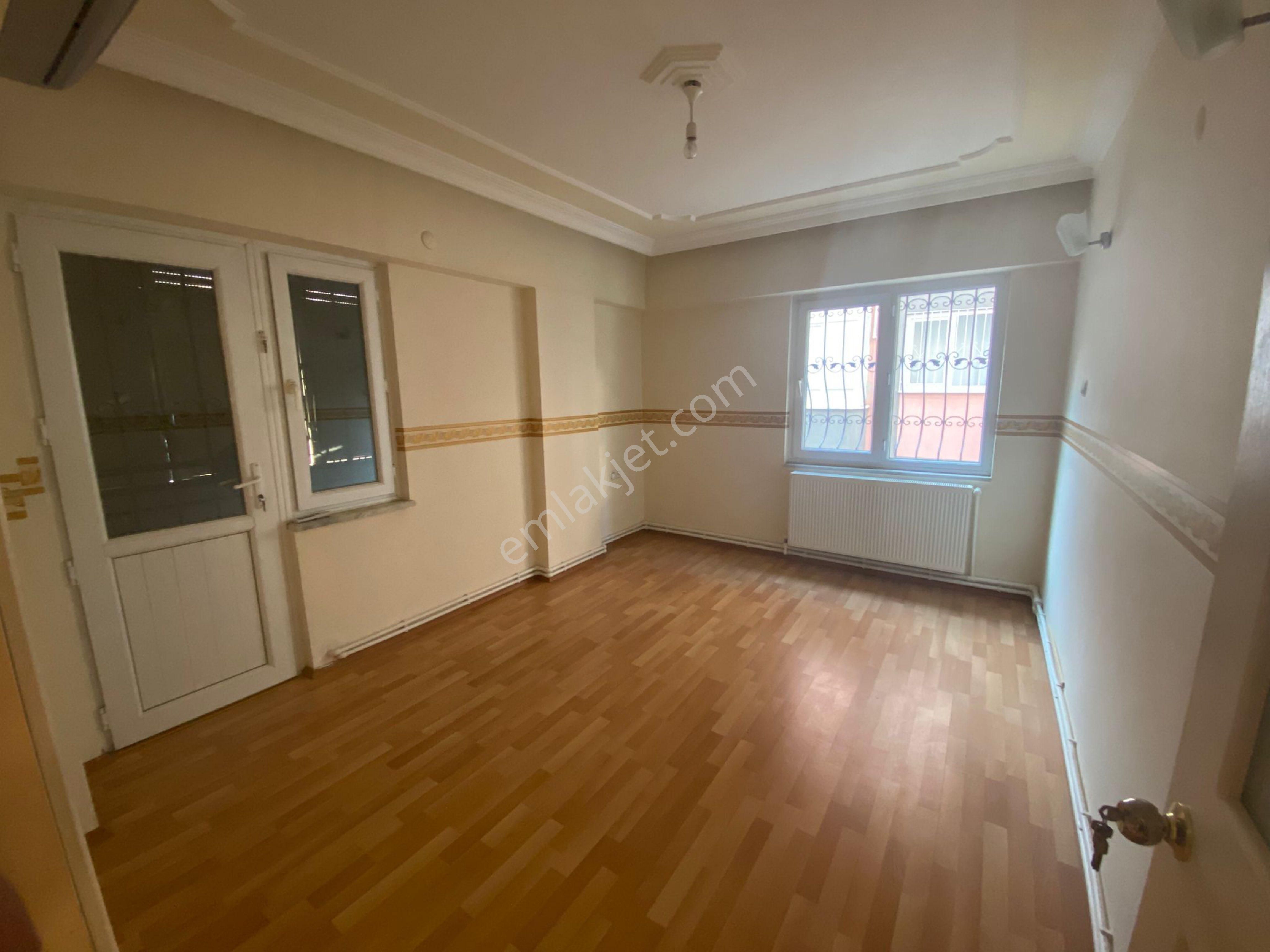 Aydın Nazilli Zafer Mahallesinde Kiralık 3+1 Kiralık Doğalgazlı Klimalı Daire