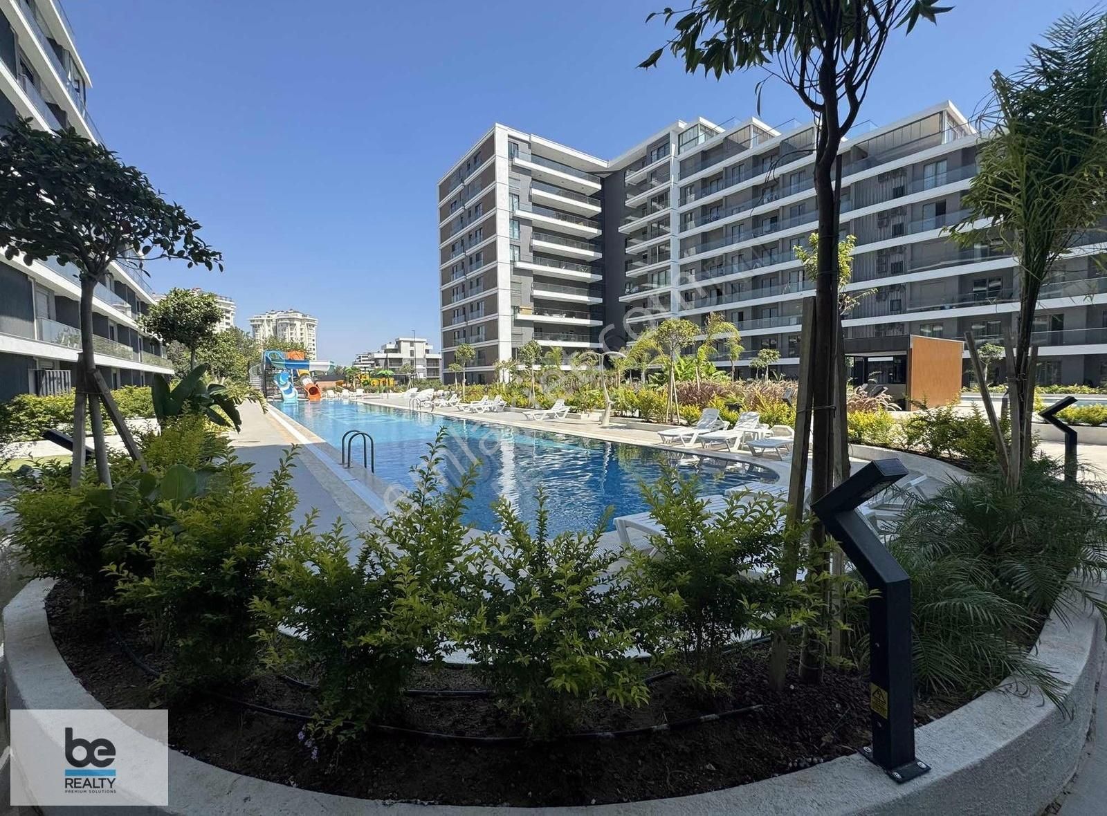 Be Realty'den Altıntaş Cross Twins'te Havuz Cephe 1+1 Satılık