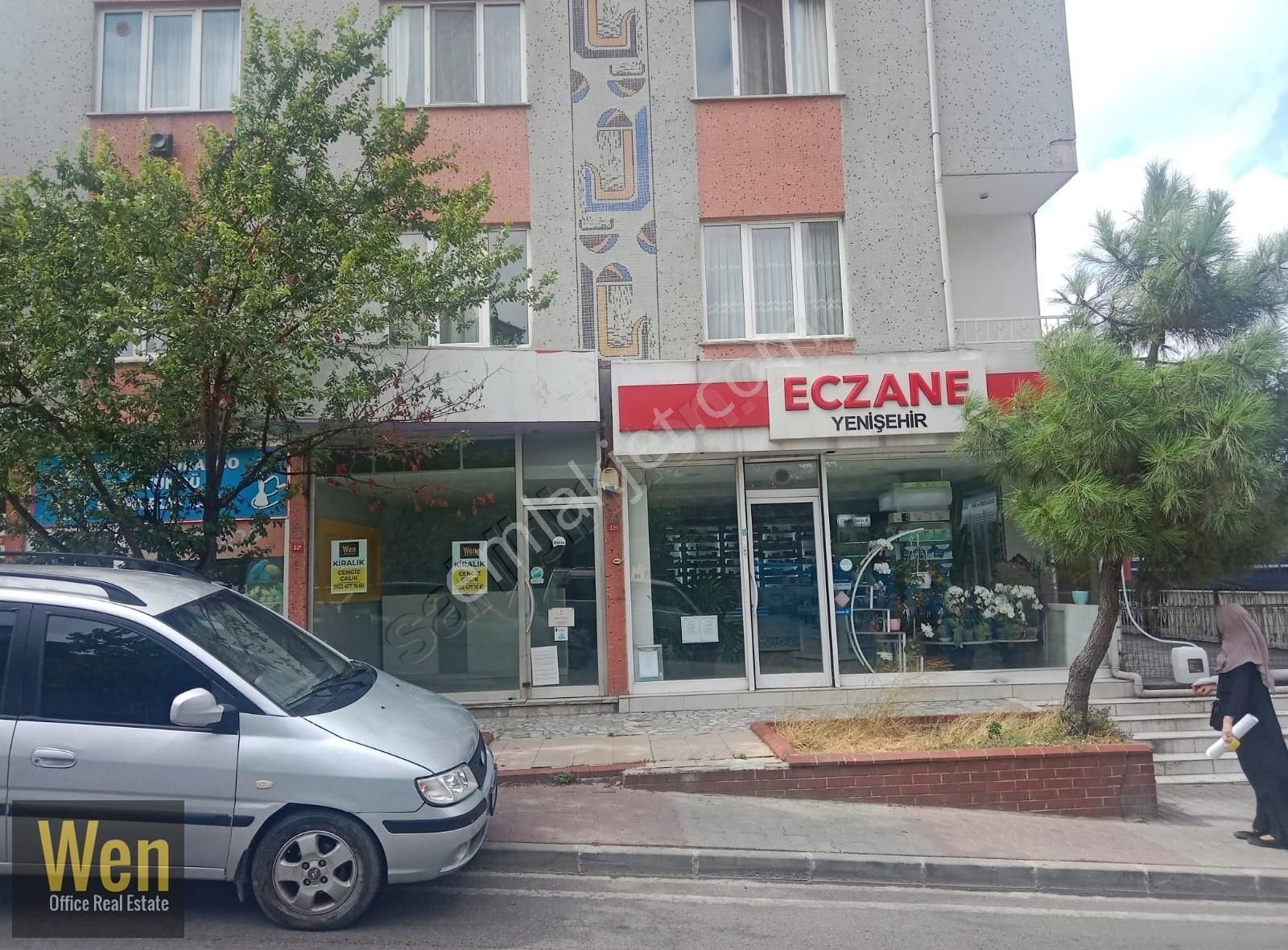 Ataşehir Mevlama Mah.sakarya Caddesi Üzerinde 20 M2 Dükkan