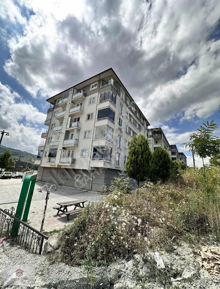 Katırcı Oğlu Benzinlik Yanı Kiralıı 3+1 Asansörlü Daire