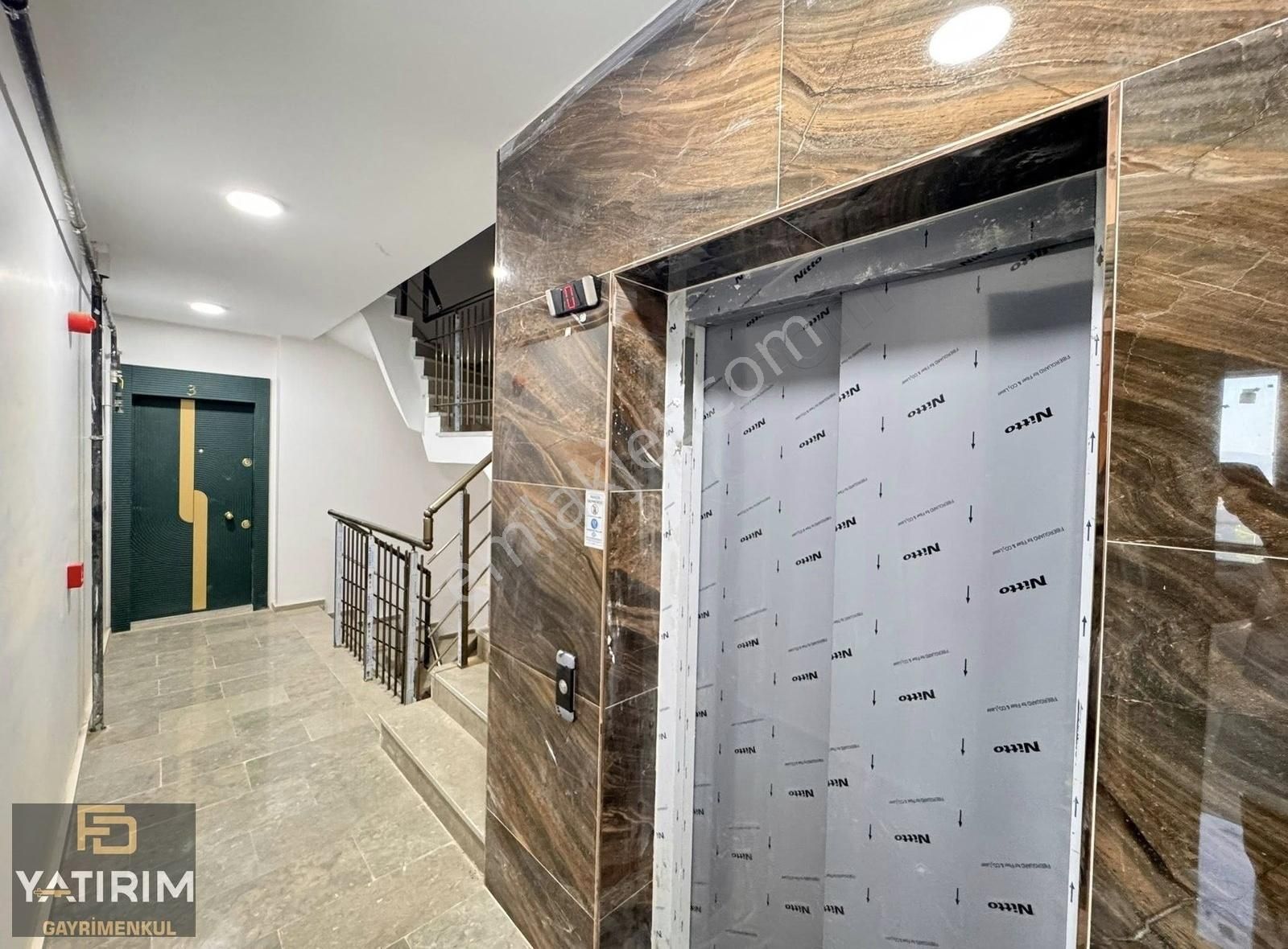 Bağlarbaşı Merkez'de Deniz Manzaralı 2+1 95 M² Asansörlü Ara Kat - Görsel 21