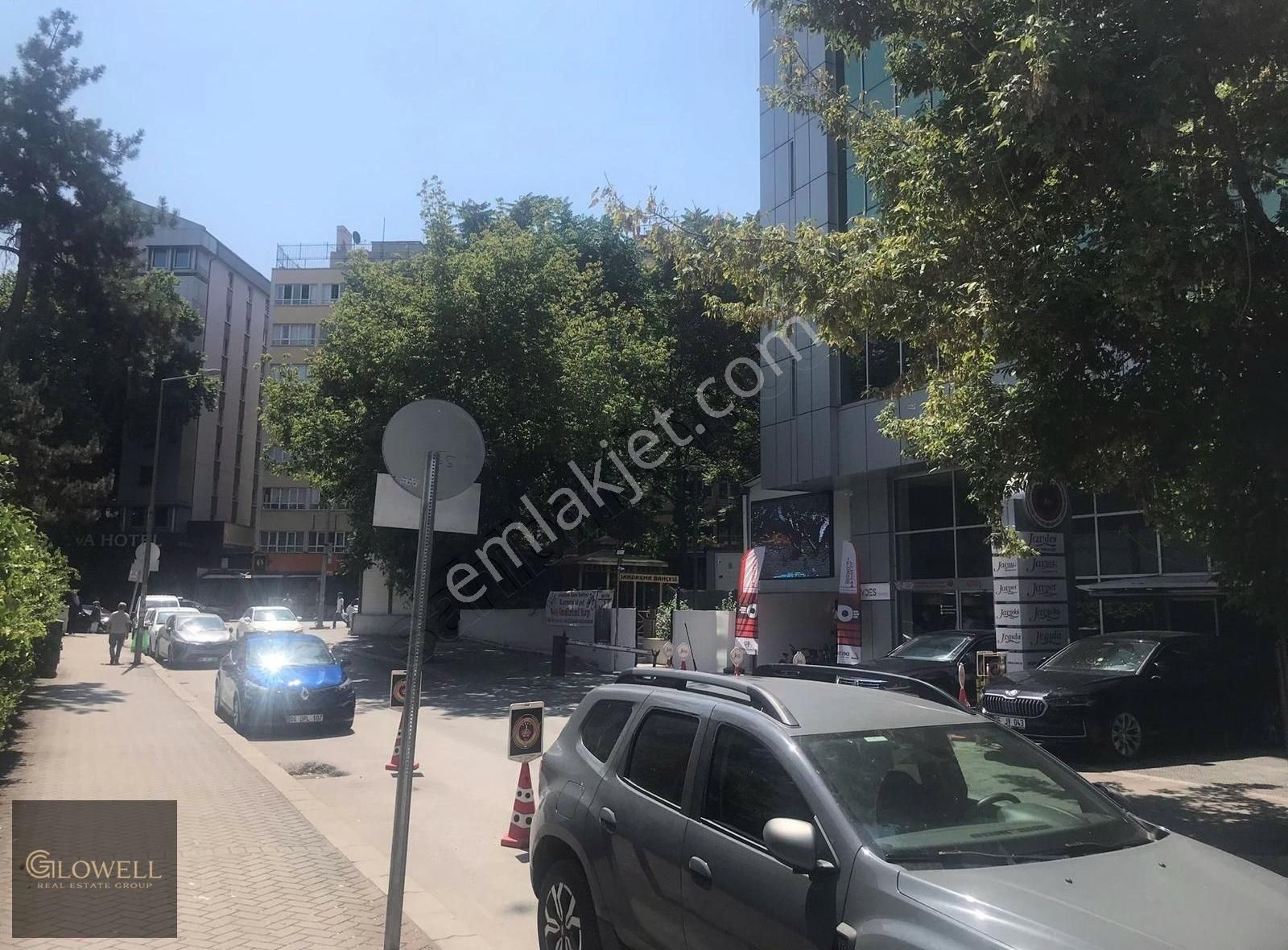 Kızılay Yeşilırmakta Konut Ve İşyeri Javdes Yanı Mükemmel 2+1