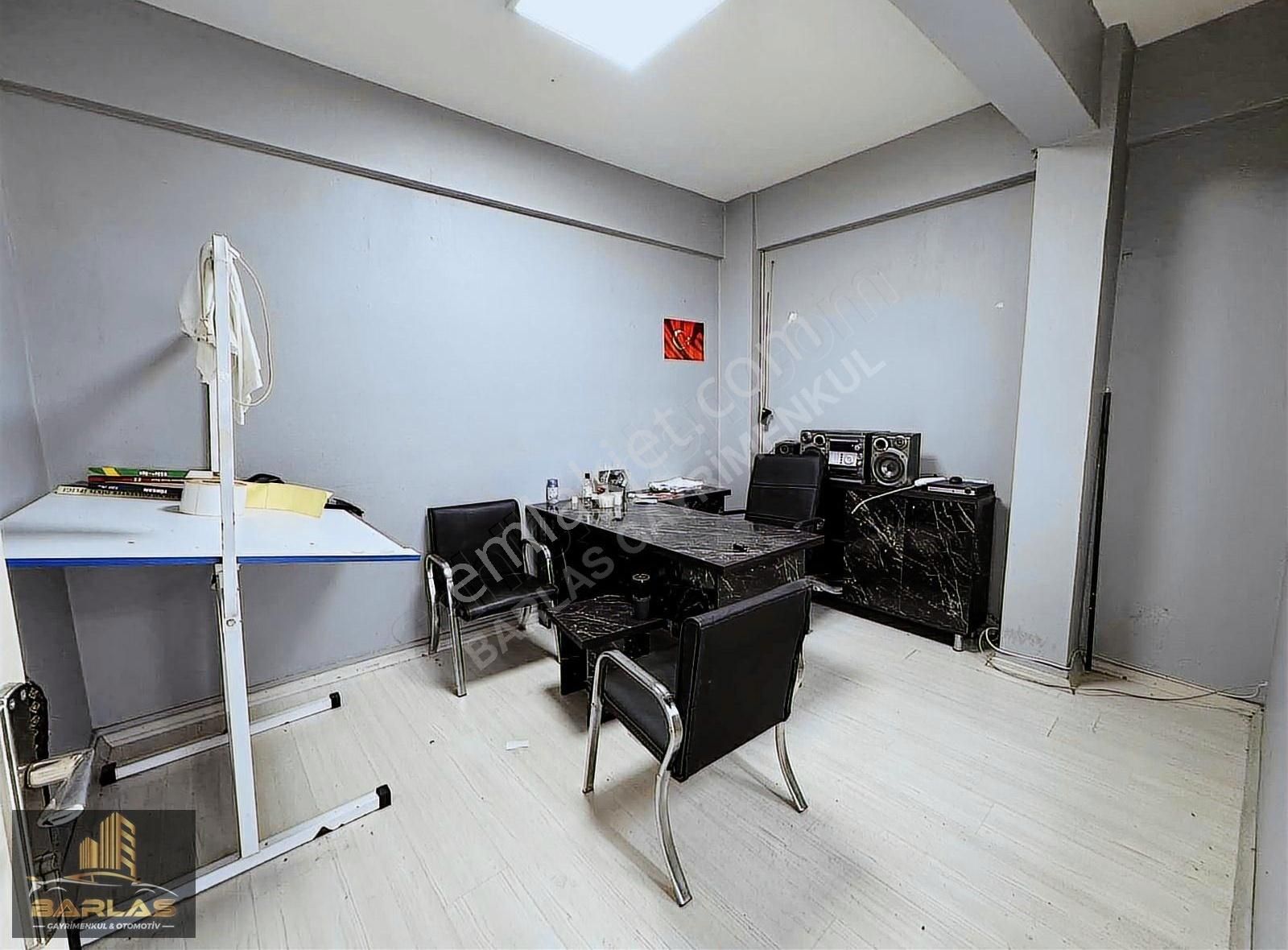 Halaklı Merkez Mahallesin'de 100 M2 Kiralık Dükkan