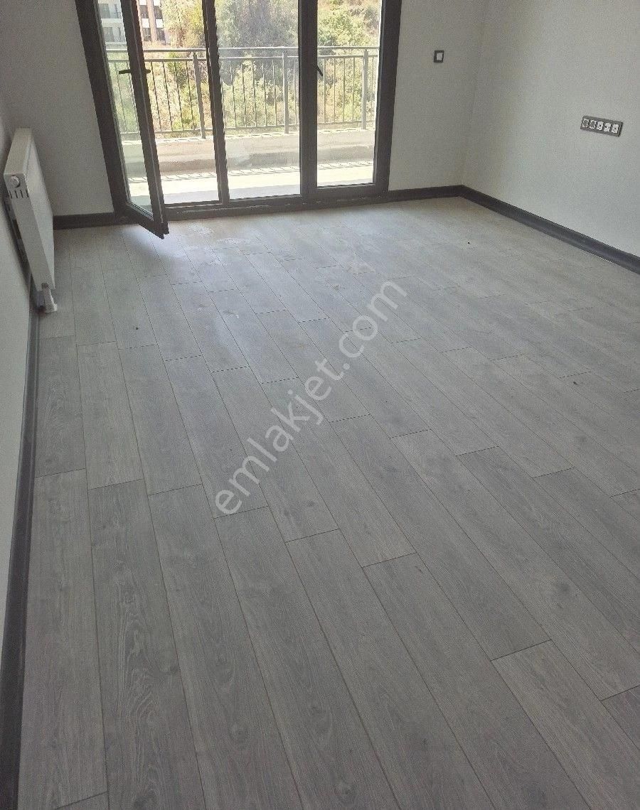 Orhanlı Tokilerde 3+1 Kiralık Daire