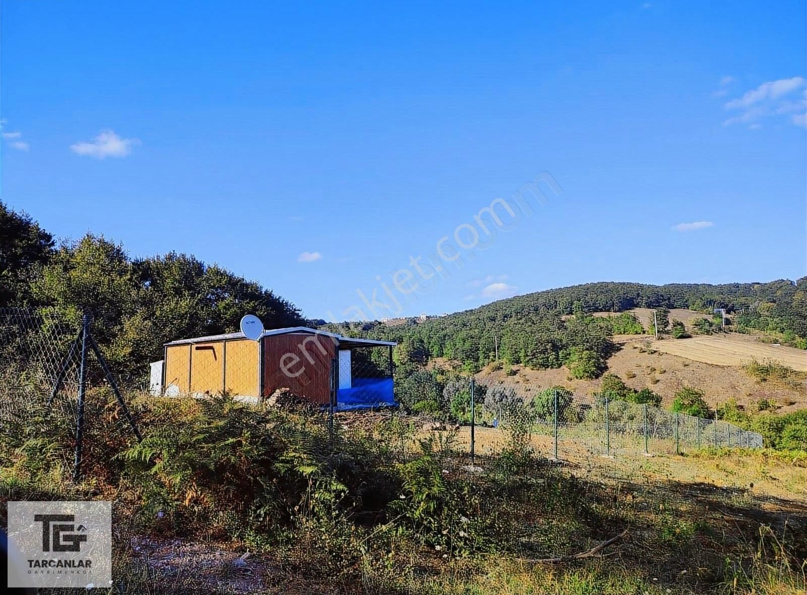 Tarcanlar'dan Kocaeli Himmetlide 1.438 M² %5 İmarlı Yola Cephe
