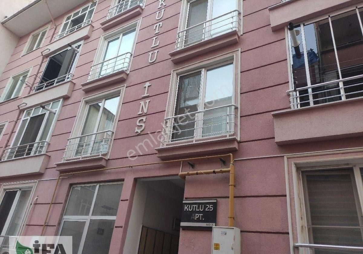 Acil Satılık..!edirne Merkez Abdurrahman Mahallesi'nde 145 Metrekare 3+1 Daire