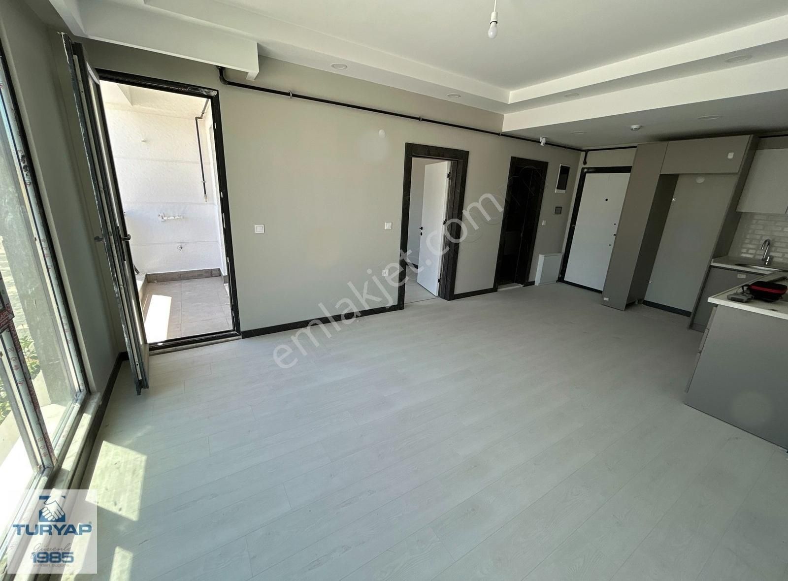Turyaptan,akyol Premium Lounge Dış Cepheye Bakan Sıfır 1+1 Daire - Görsel 11