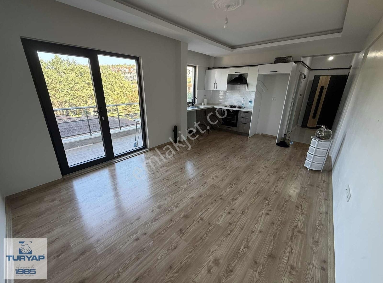 Turyap Eren'den Kiralık Arakat Keyifle Oturacağınız 1+1 Daire