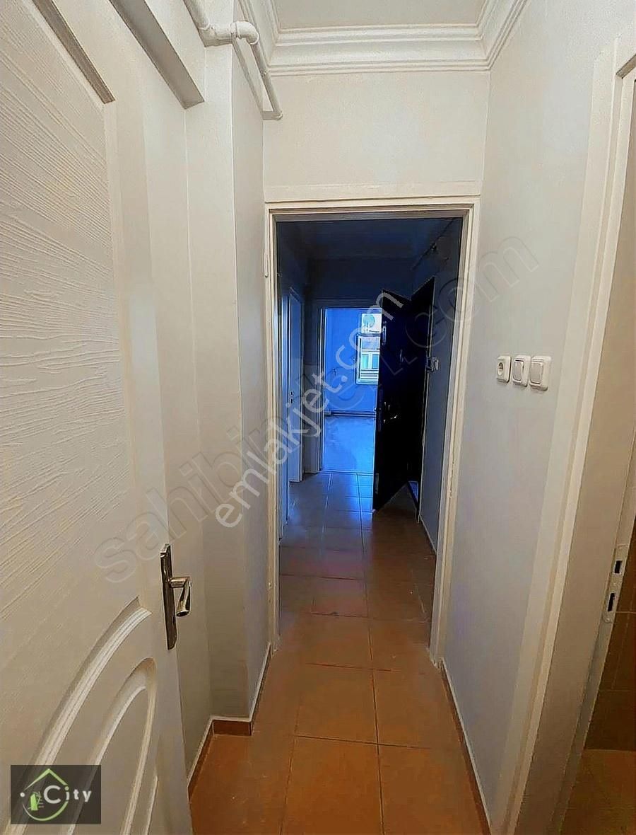 Cıty Emlaktan Fındıkzade Hüseyin Kazım Sokak Da 2+1 85 M2 - Görsel 2