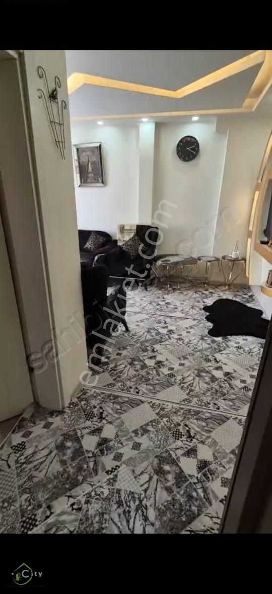 Çapa Merkezde Çukurbostan Parkın Yanin Firsat Hazır Daire 2+1 - Görsel 2