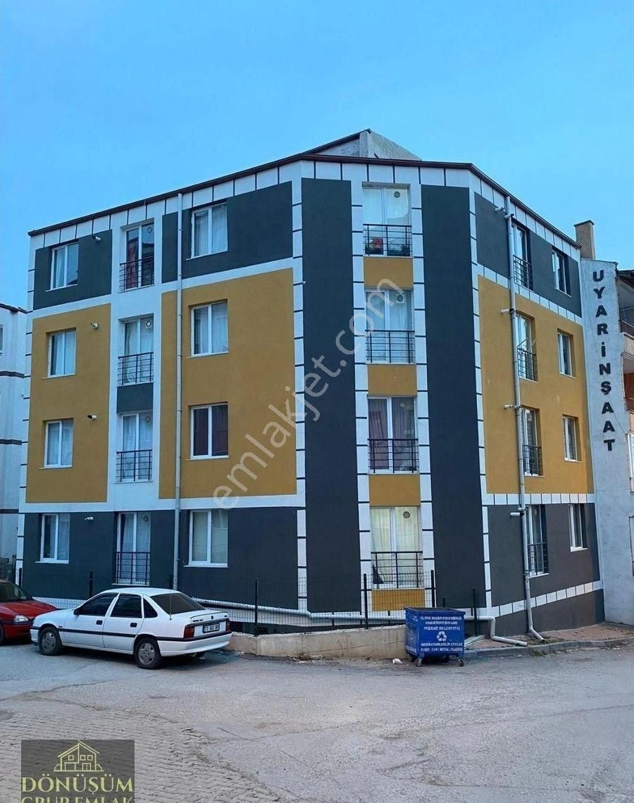 Dönüşüm Emlak'tan Şehrin En Merkezi Konumunda Güney-doğu-batı Cepheli Kiralık Eşyalı 1+1 Daire