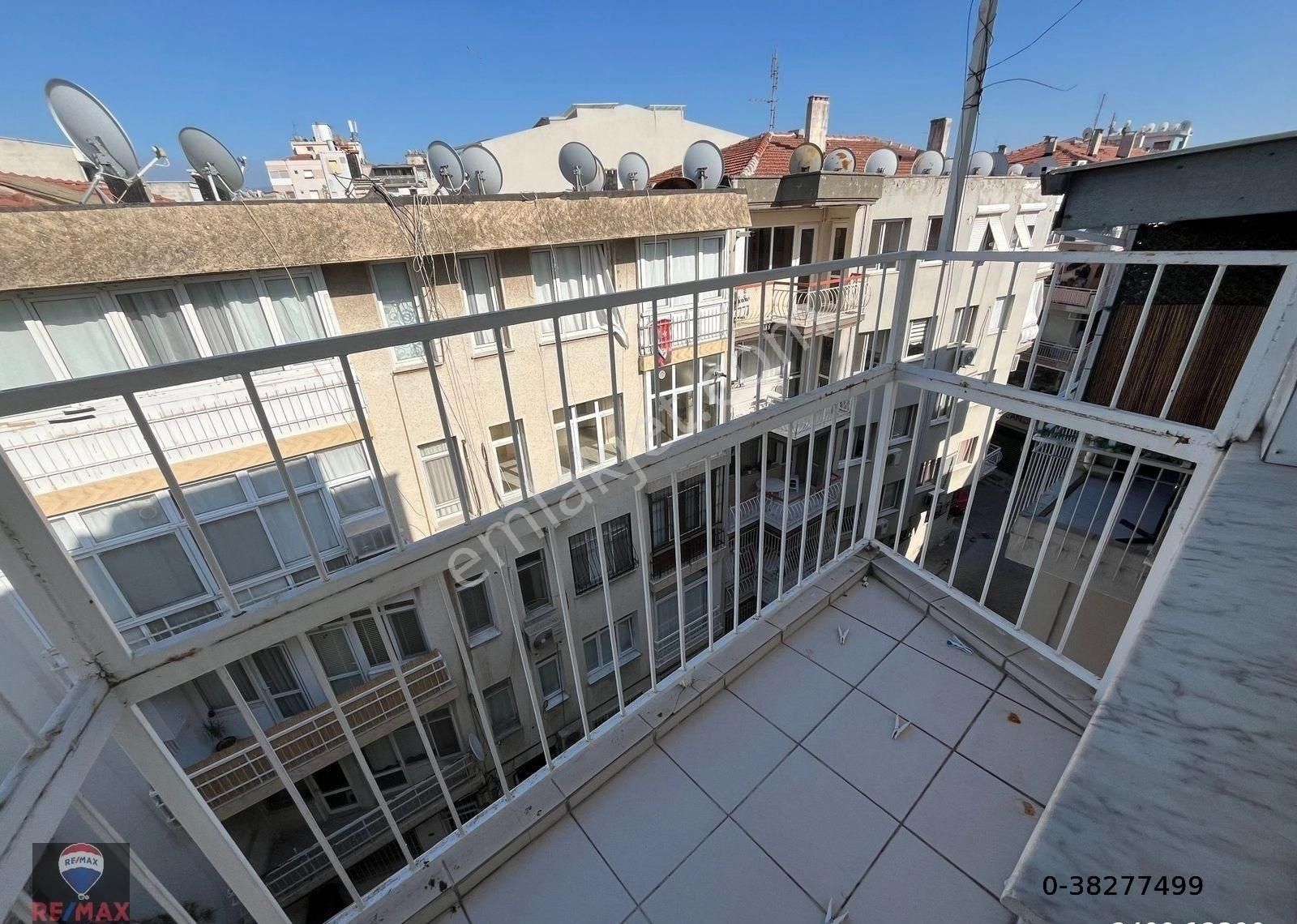 Karşıyaka Tersane Mahallesinde Satılık 3+1 Daire - Görsel 15