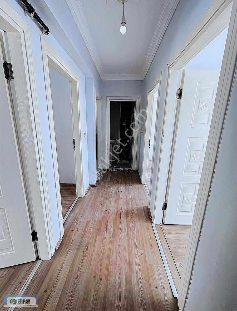 Merkezde 2.kat Daire Çift Balkonlu