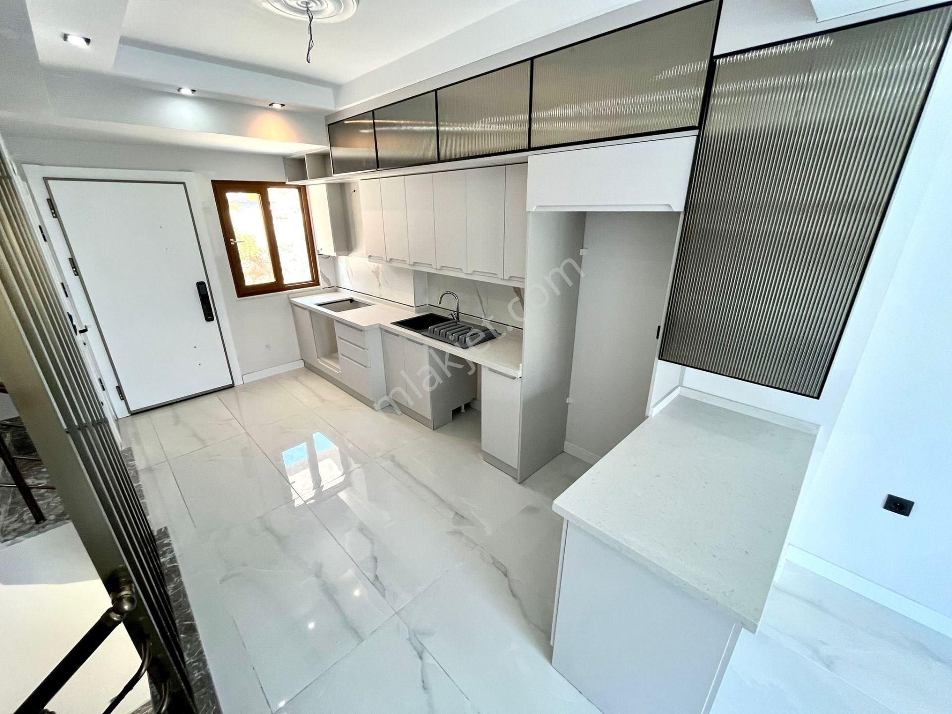 Yükselden Güre'de Ultra Lüx Lebi Derya Deniz Manzaralı 3+1 Villa - Görsel 4