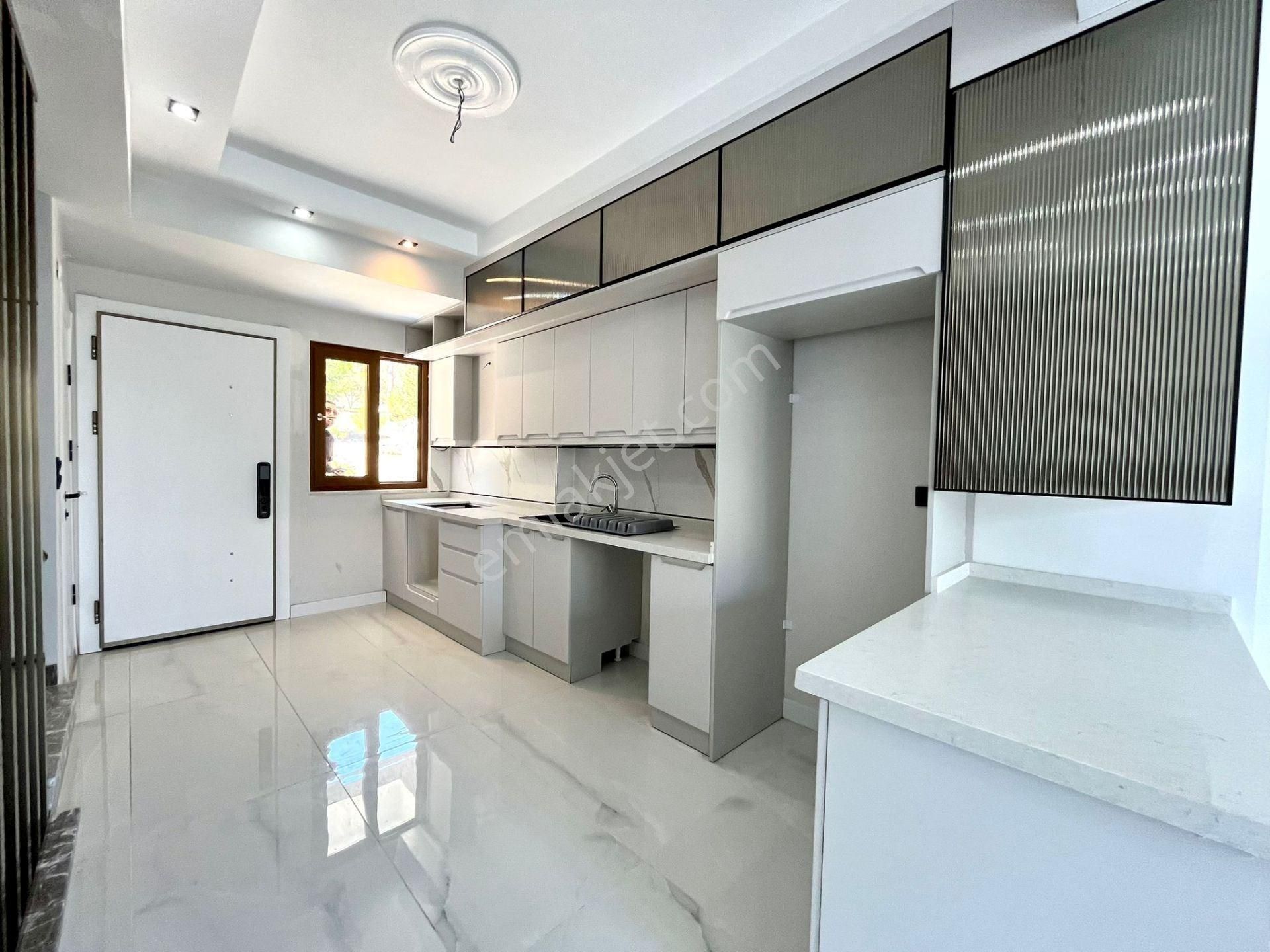 Yükselden Güre'de Ultra Lüx Lebi Derya Deniz Manzaralı 3+1 Villa - Görsel 16