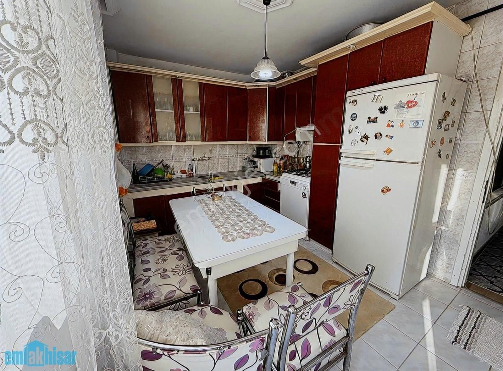 Akhisar Atatürk Mh.pazar Pazarı Mevki Satılık 3+1 Arakat Daire - Görsel 5