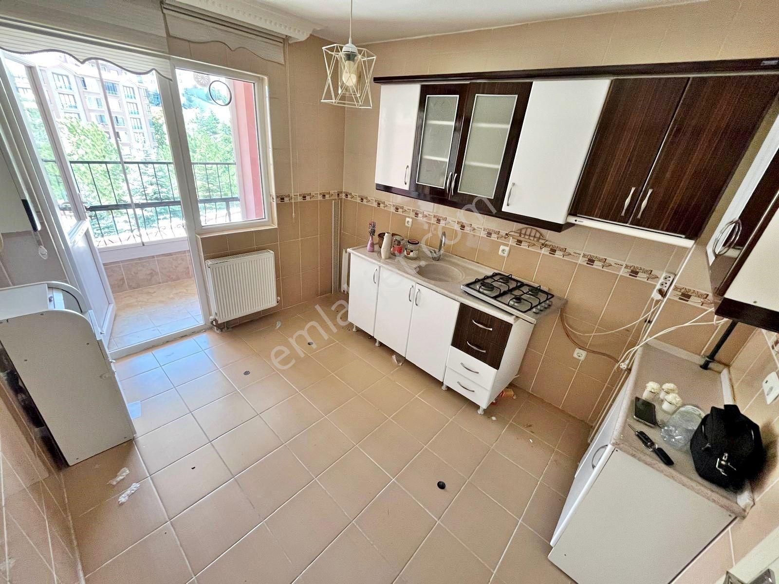 Gold Emlaktan Şehir Hastanesine, Antares Avm Yakın Kiralık 3+1 Daire