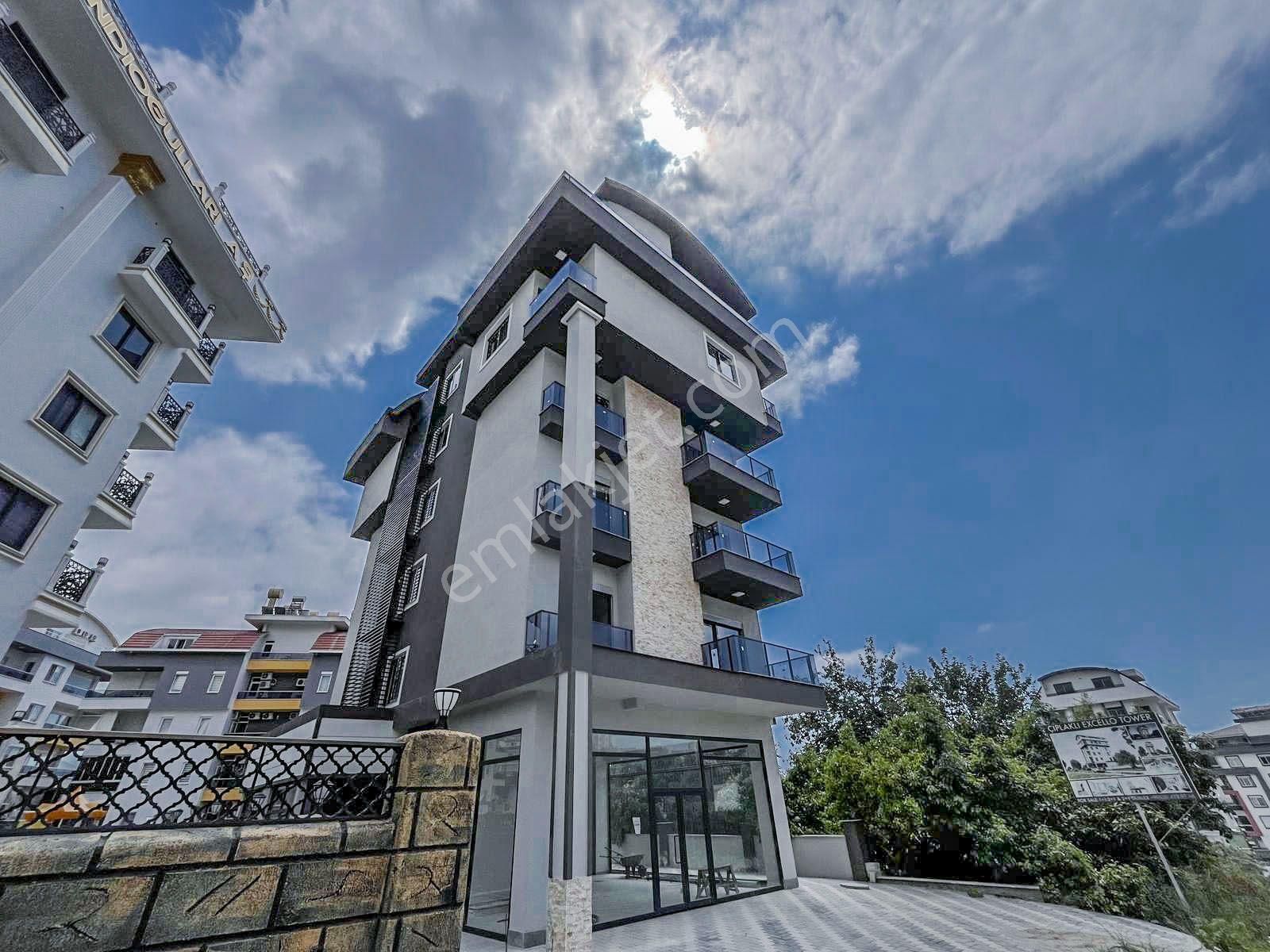 Alanya Çıplaklı Mahallesi Satılık Geniş 1+1 Daire - Görsel 14