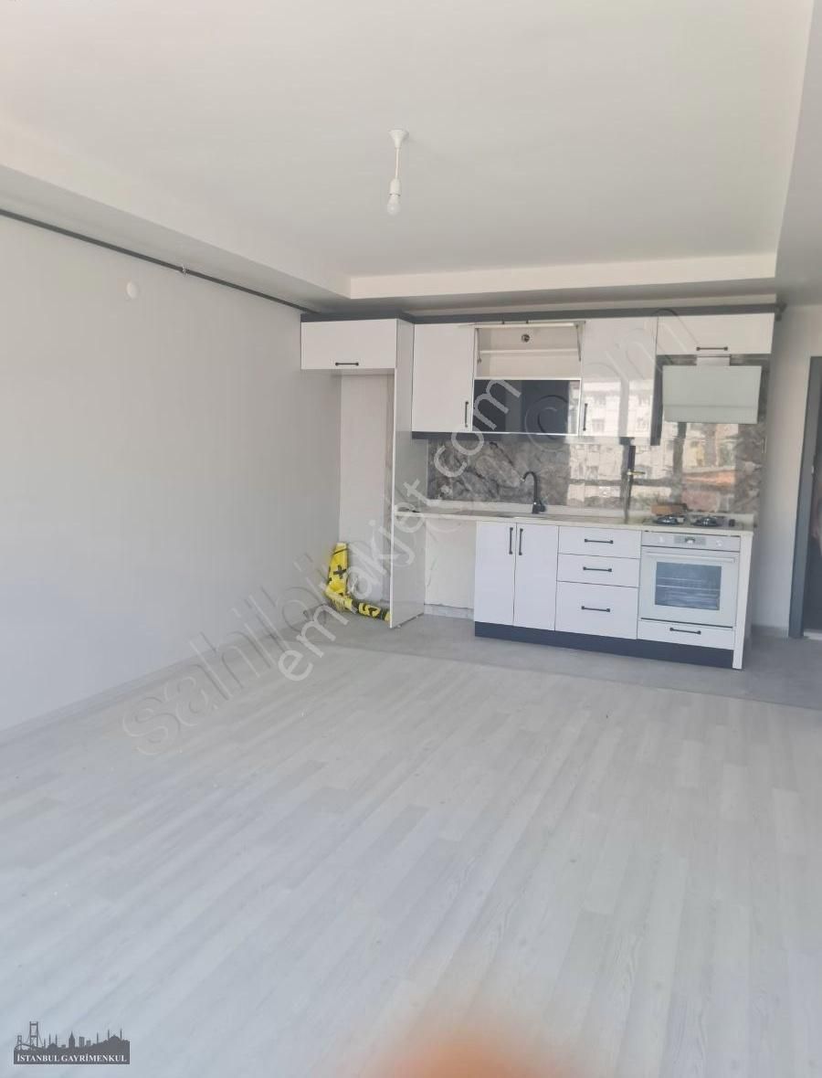Çerkezköy Bağlık Küba Cami Mevki Kiralık 1+1..
