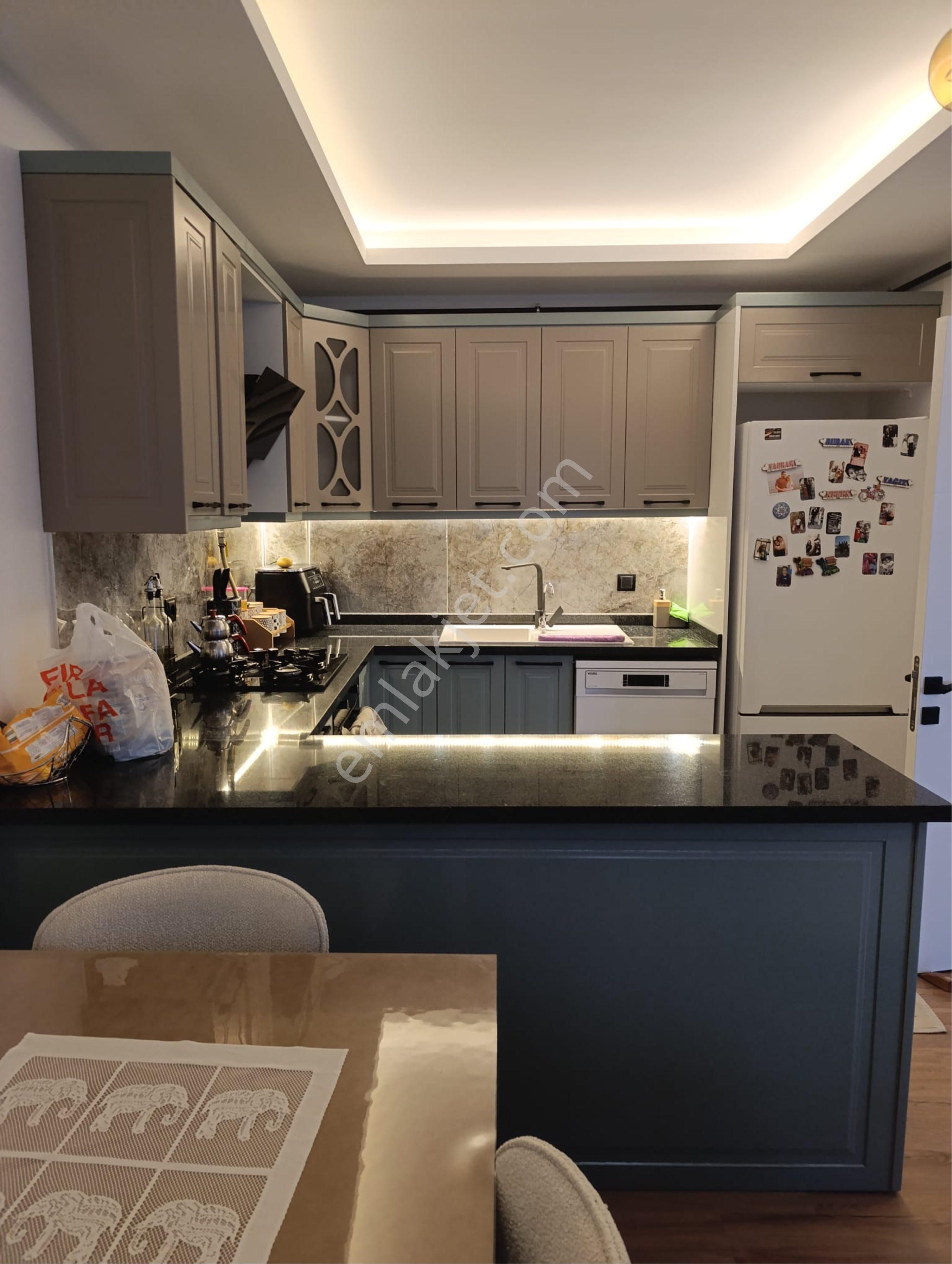 Deniz Manzaralı Lüks 3+1 Ebeveyn Banyolu Satılık Daire