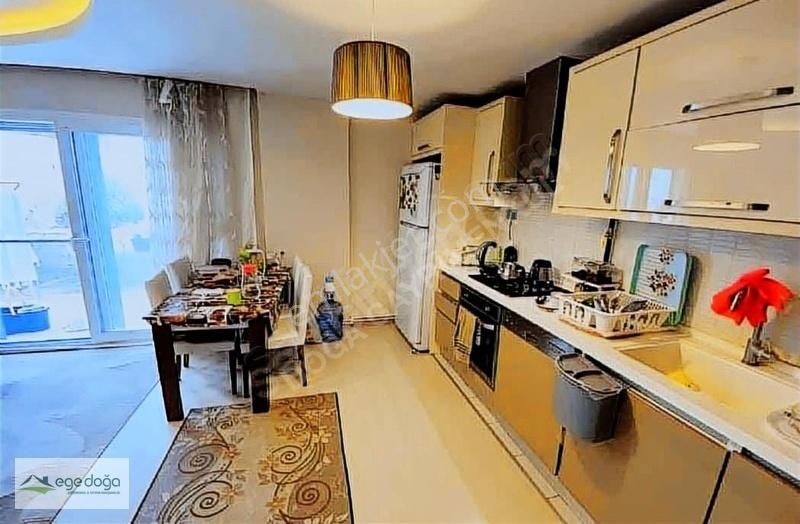 Kuşadası Ege Mahallesinde Full Eşyalı Satılık 1+1 Daire - Görsel 21