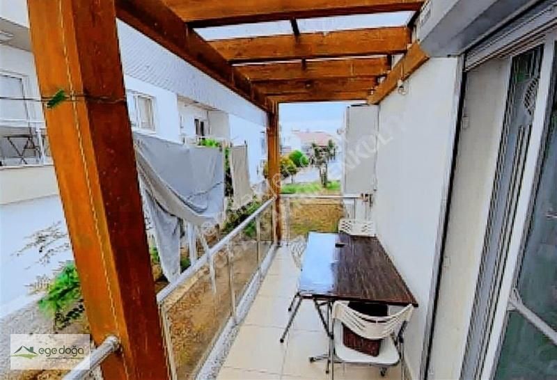 Kuşadası Ege Mahallesinde Full Eşyalı Satılık 1+1 Daire