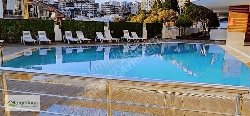 Kuşadası Ege Mahallesinde Full Eşyalı Satılık 1+1 Daire - Görsel 5