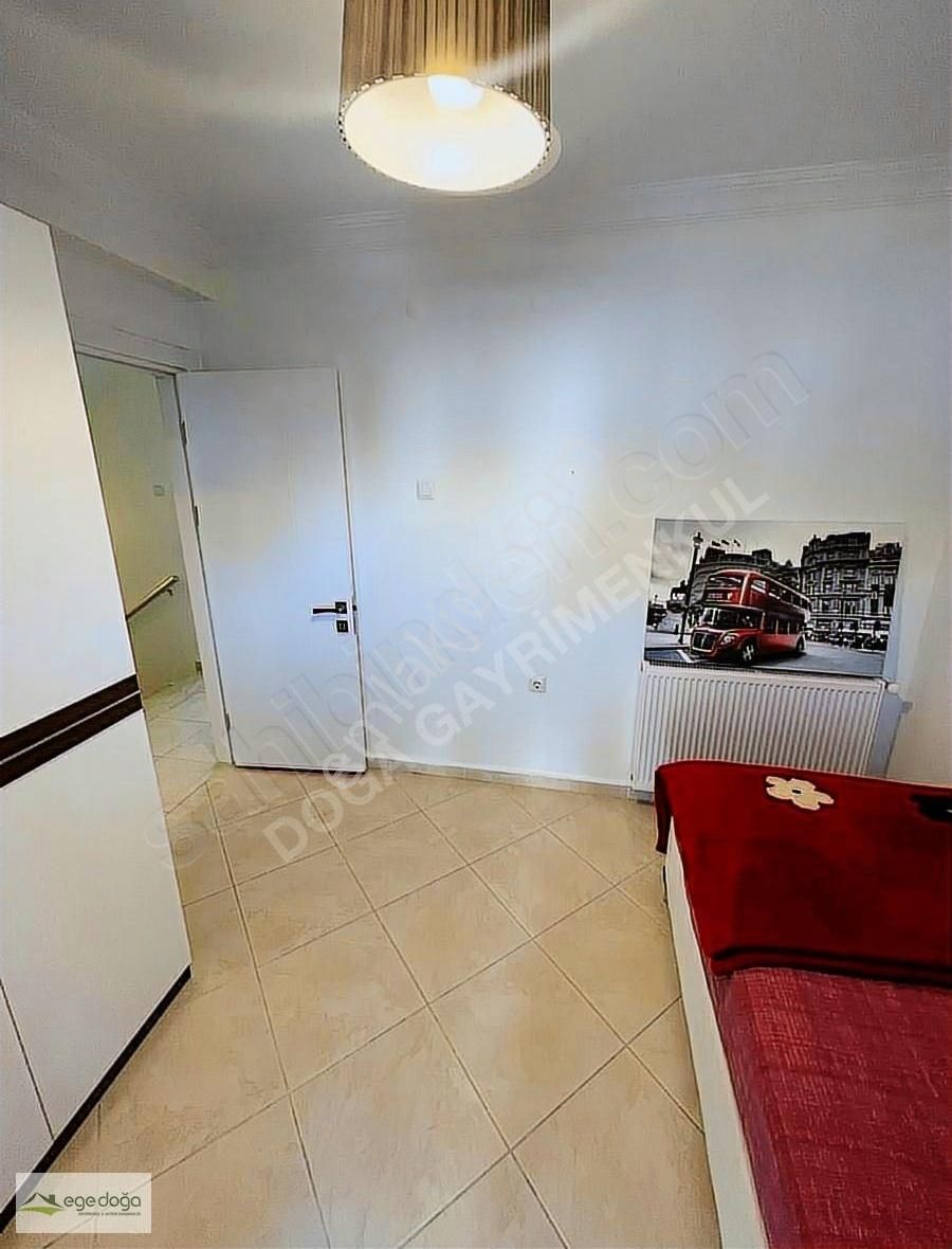 Kuşadası Kadınlar Denizi Havuzlu Site Bahçeli Verendali 4+1 - Görsel 31