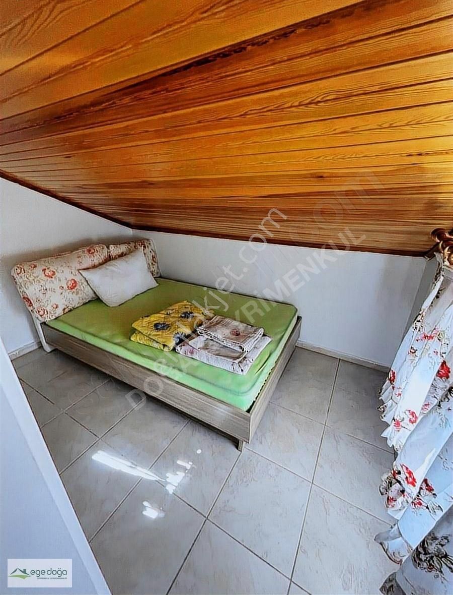 Kuşadası Kadınlar Denizi Havuzlu Site Bahçeli Verendali 4+1 - Görsel 3