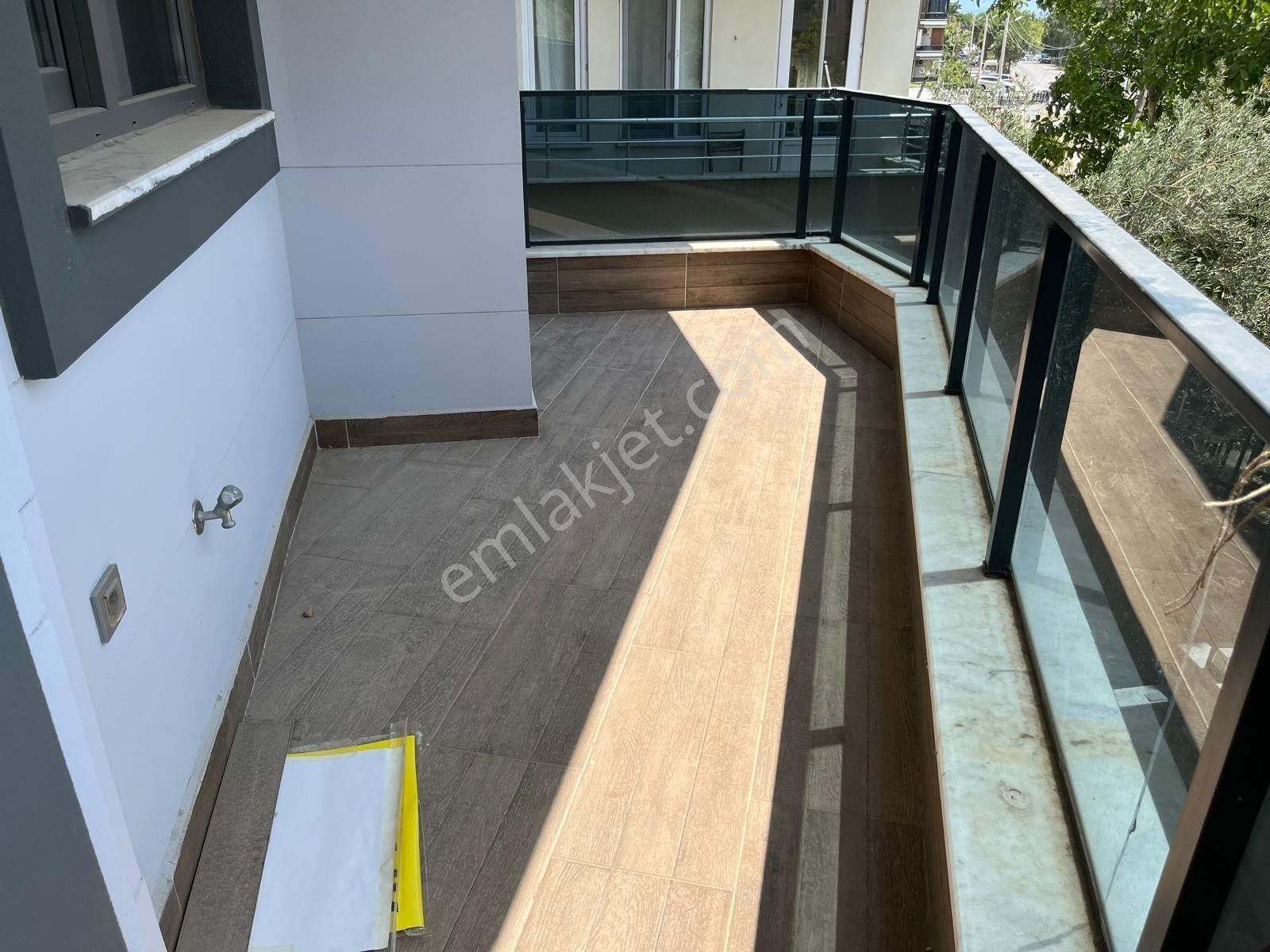 Ersan Özdemir İnşaat Askeri Kampa 500mt Ara Kat Ulta Lüx 3+1 Daire - Görsel 24