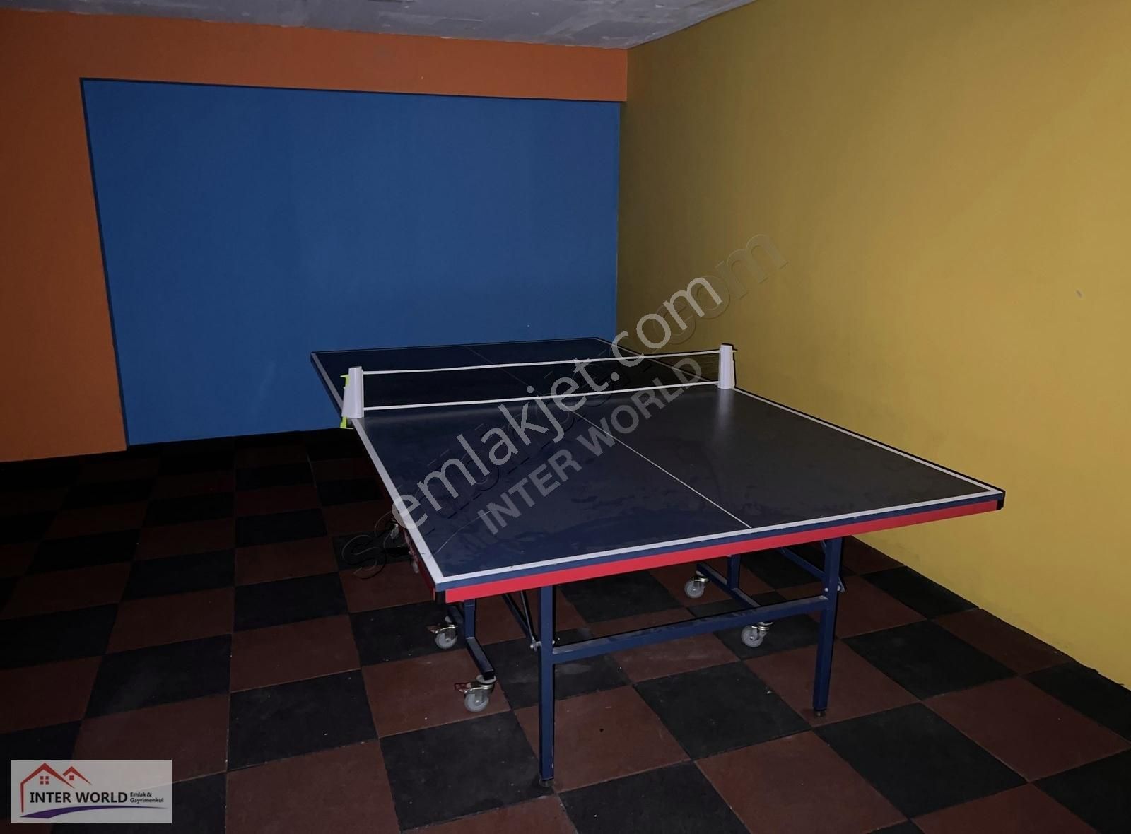 Kapalı Otoparklı Çocuk Oyun Parkı Spor Salonu 3+1 Geniş Satılık