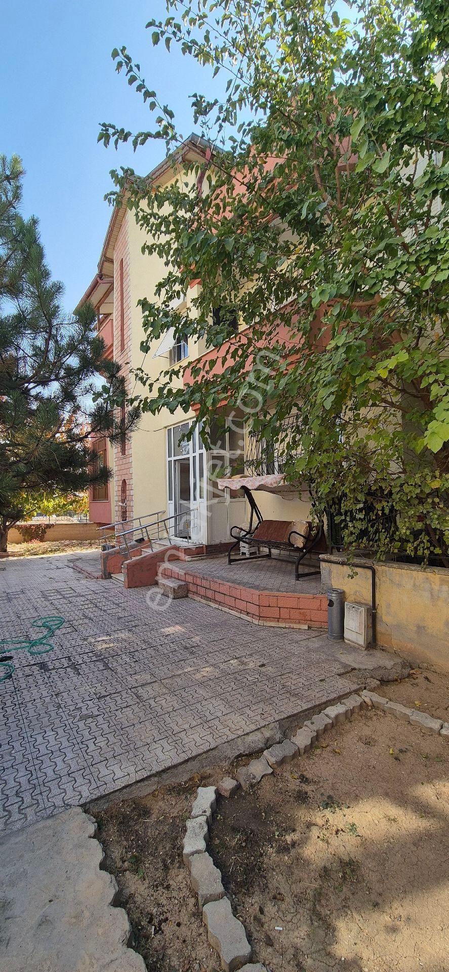 Hanaybaşında 6+1 Müstakil Bahçeli Villa