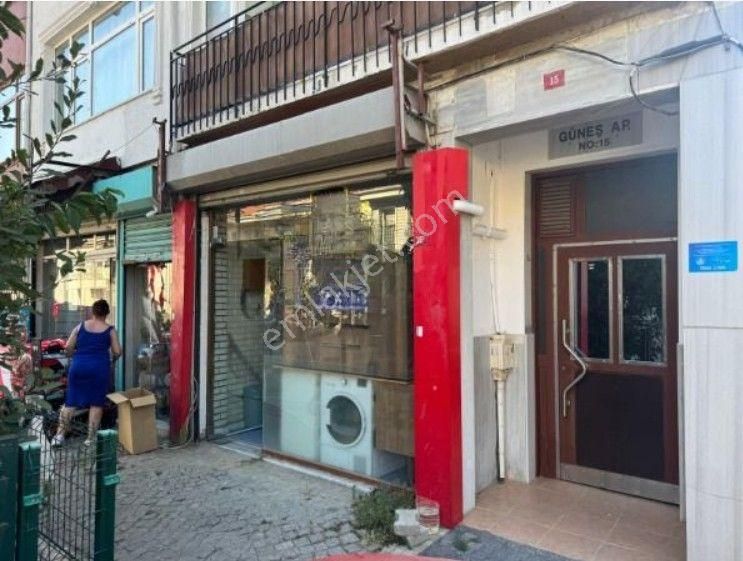 Pierre Loti İdris Köşkü Caddesinde Satılık Dükkan Mağaza