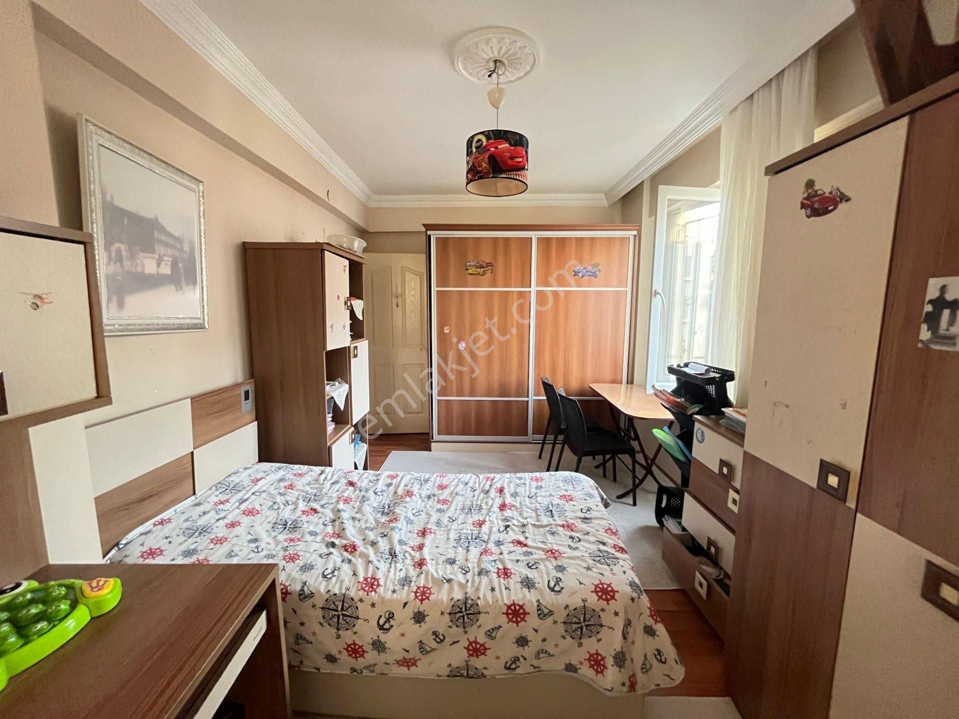 İsmetpaşa Mahallesi Sanayi Caddesinde 3+1 Satılık Arakat Daire - Görsel 12