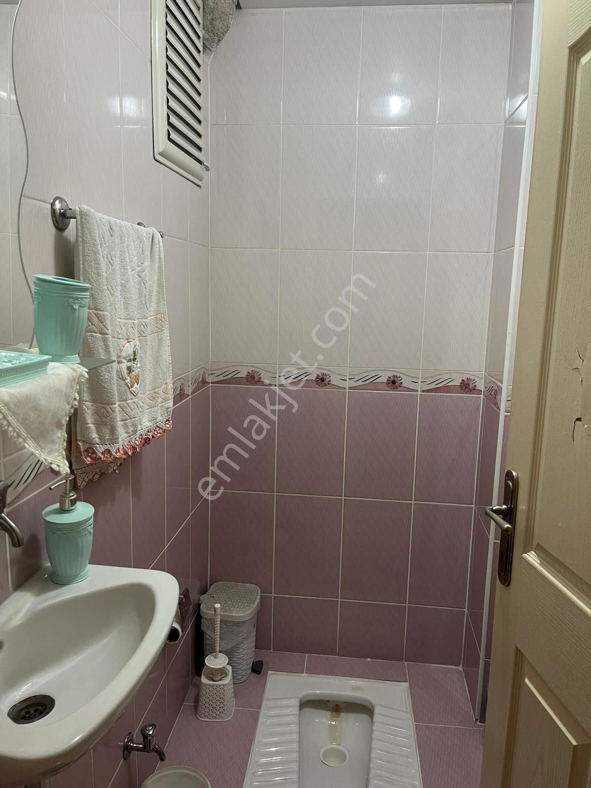 İsmetpaşa Mahallesi Sanayi Caddesinde 3+1 Satılık Arakat Daire - Görsel 18