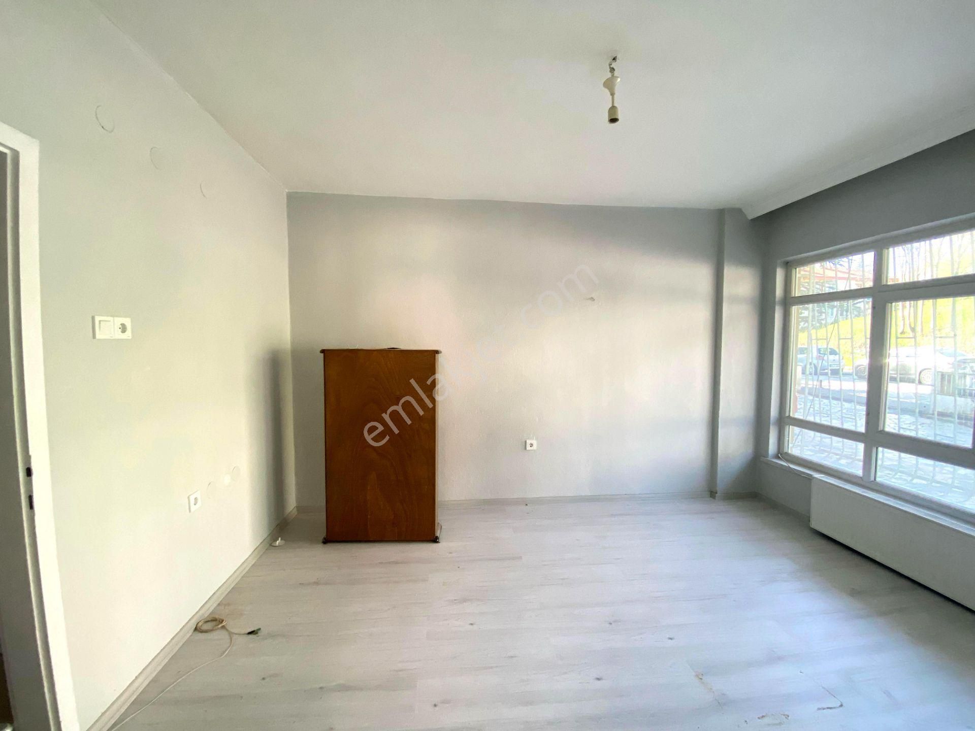 Uzman Emlak'dan Gata Ve Etlik Şehir Hastanesi Yakını Yüksek Giriş (altında Daire Var ) Yapılı 2+1 - Görsel 5