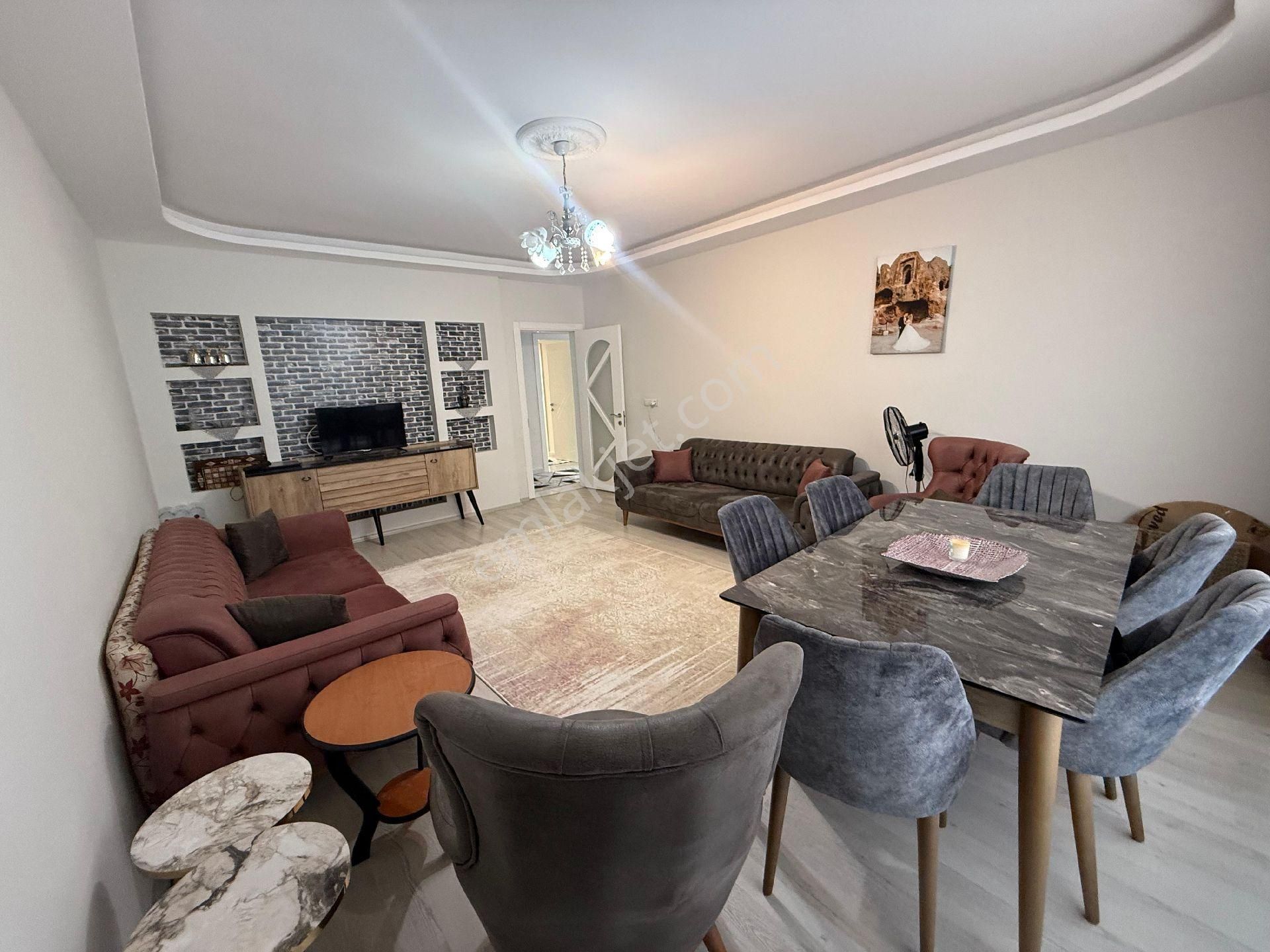 Özçelebi'den Yeni Mah. Simay Market Yanı Garajlı 3+1 Satılık Daire