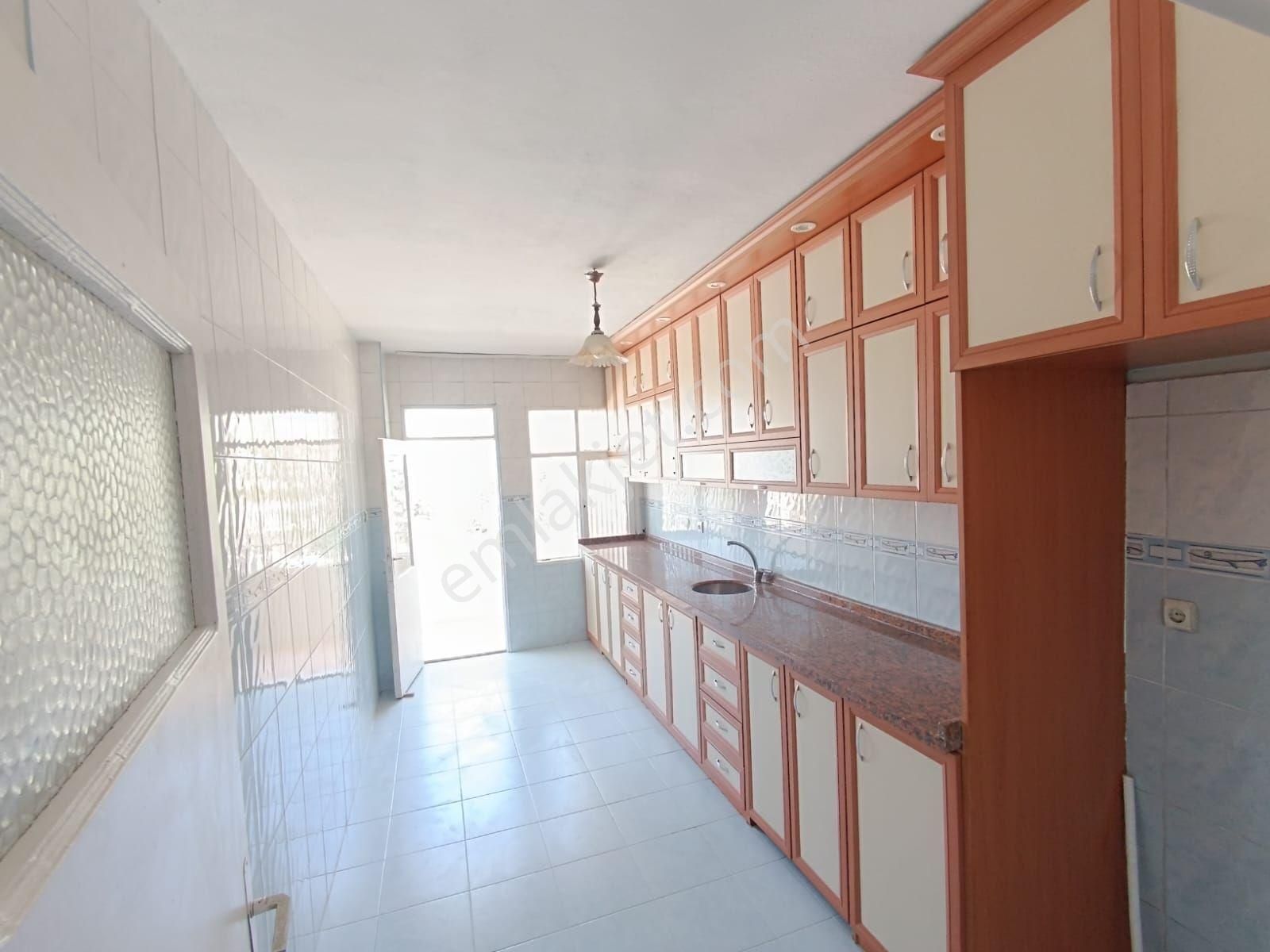 Ra Gayrimenkul Kiralık 3+1 Daire