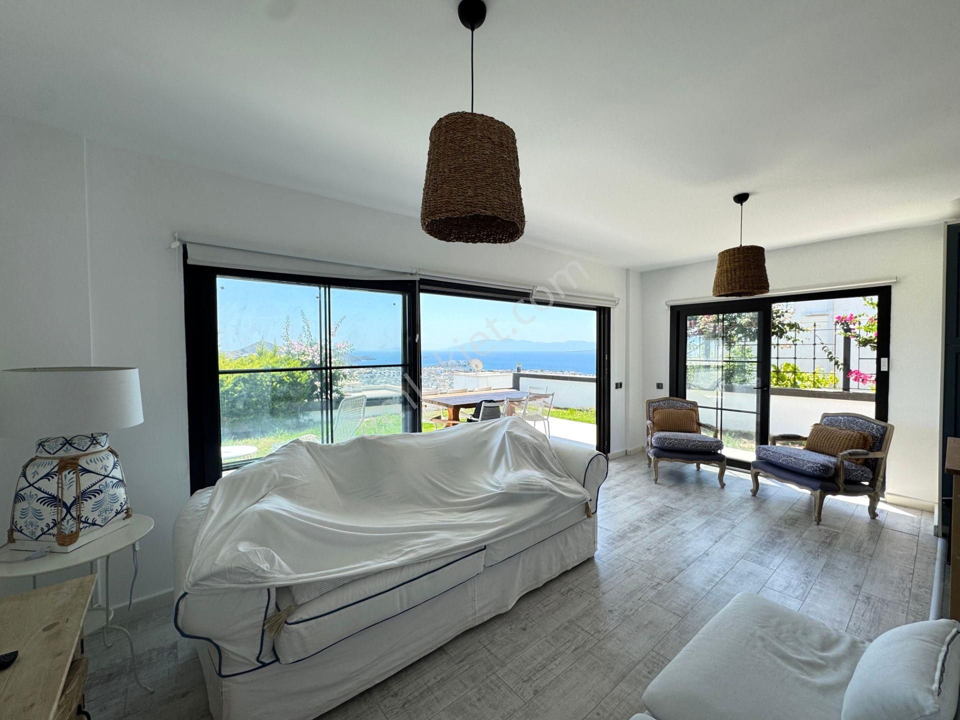 Akyarlar Fener Mevkiinde Satılık Deniz Manzaralı 4+1 Villa - Görsel 16