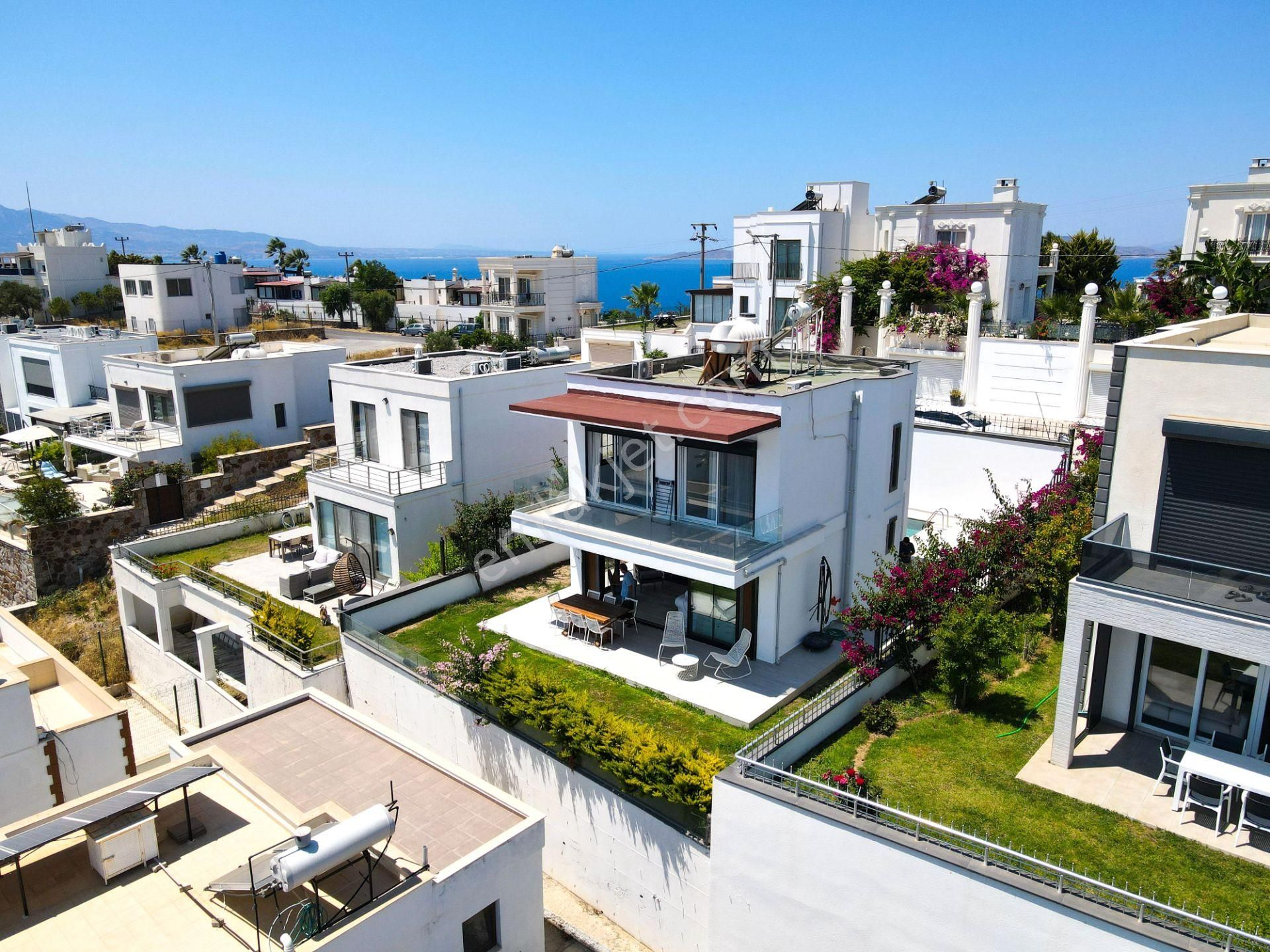 Akyarlar Fener Mevkiinde Satılık Deniz Manzaralı 4+1 Villa - Görsel 6